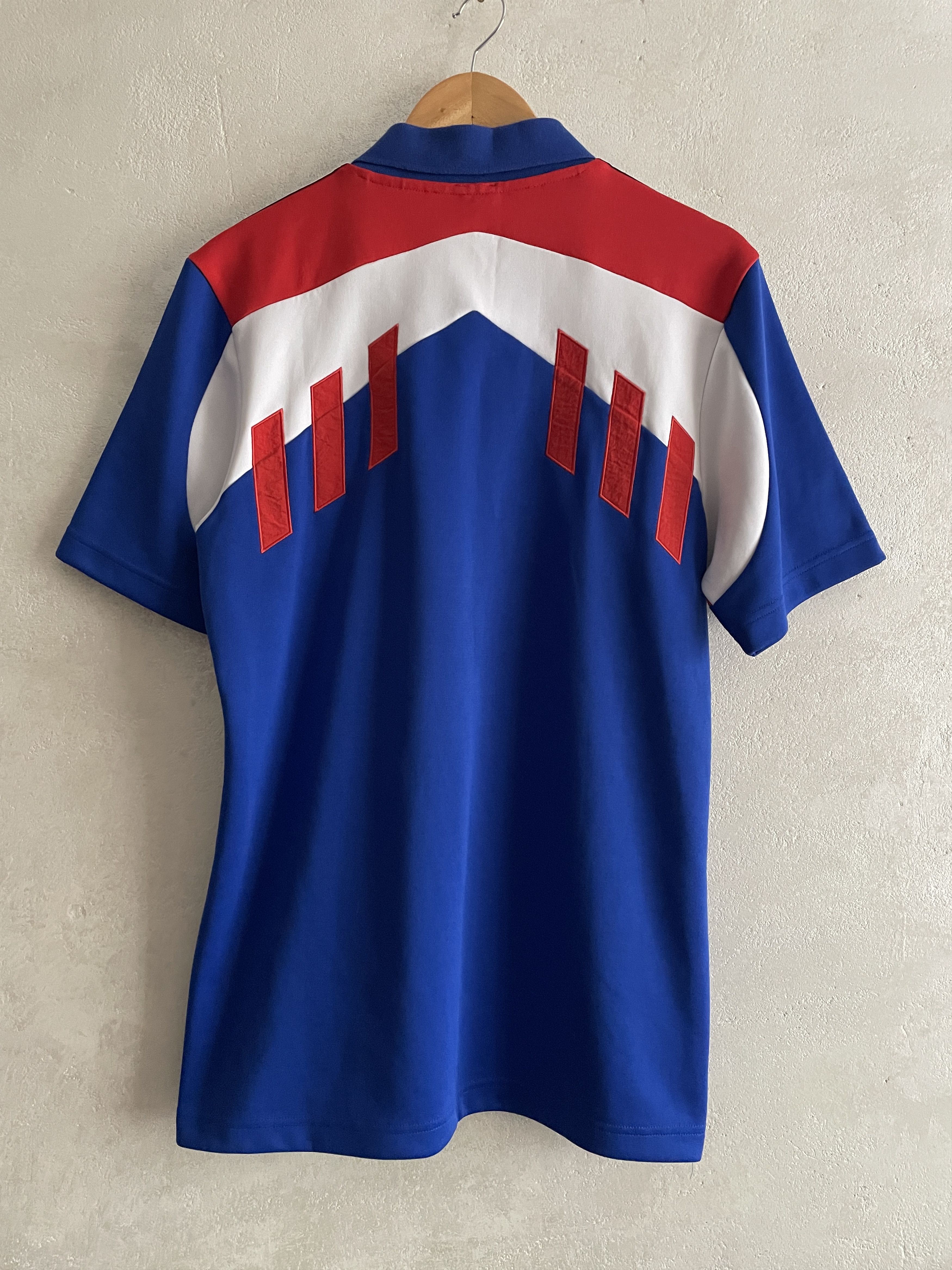 Adidas Adidas Originals 90s Vintage Shirt Template Kit Jersey Size US L / EU 52-54 / 3 - 2 Thumbnail