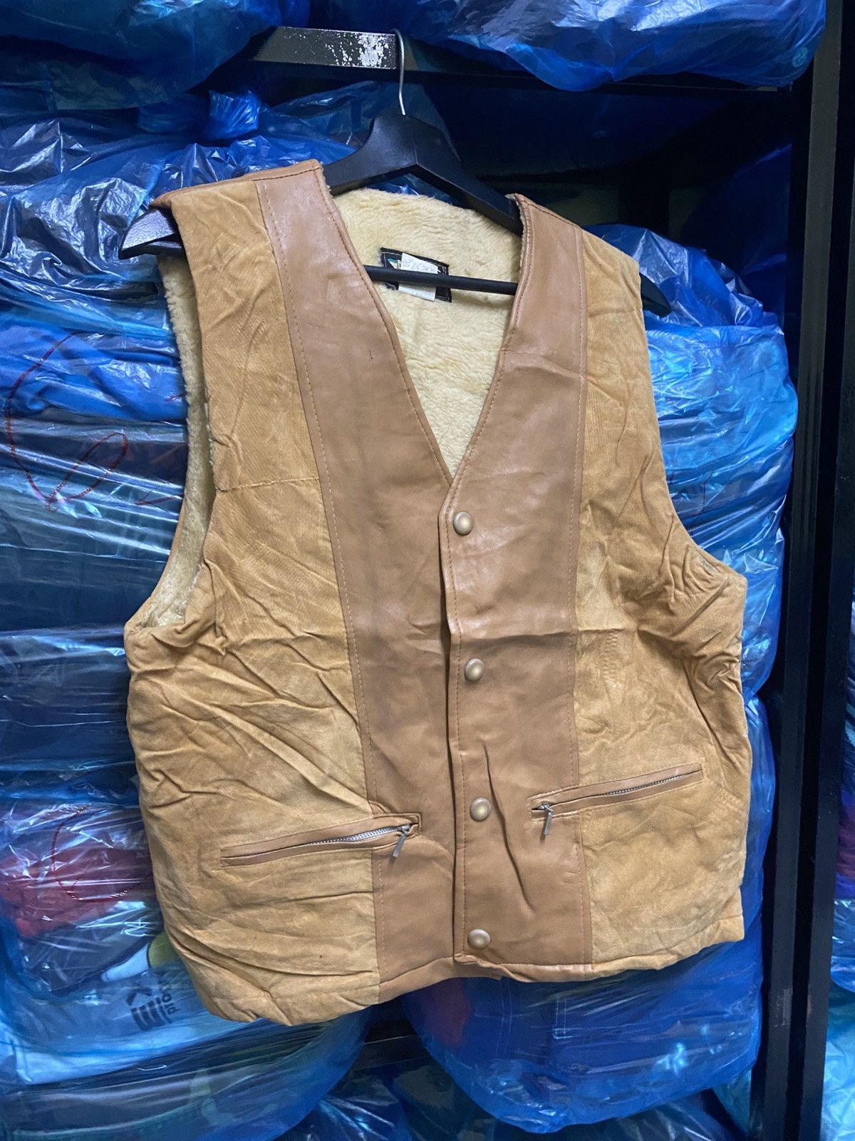 Urban Outfitters VINTAGE ALIANTAS VEST JACKET Size US L / EU 52-54 / 3 - 3 Thumbnail