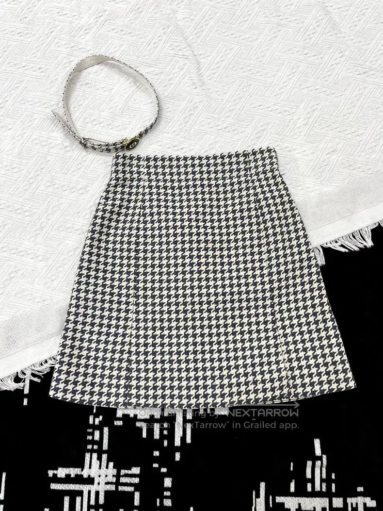 Dior Dior Black and white check skirt Size 42" / US 20 - 1 Thumbnail