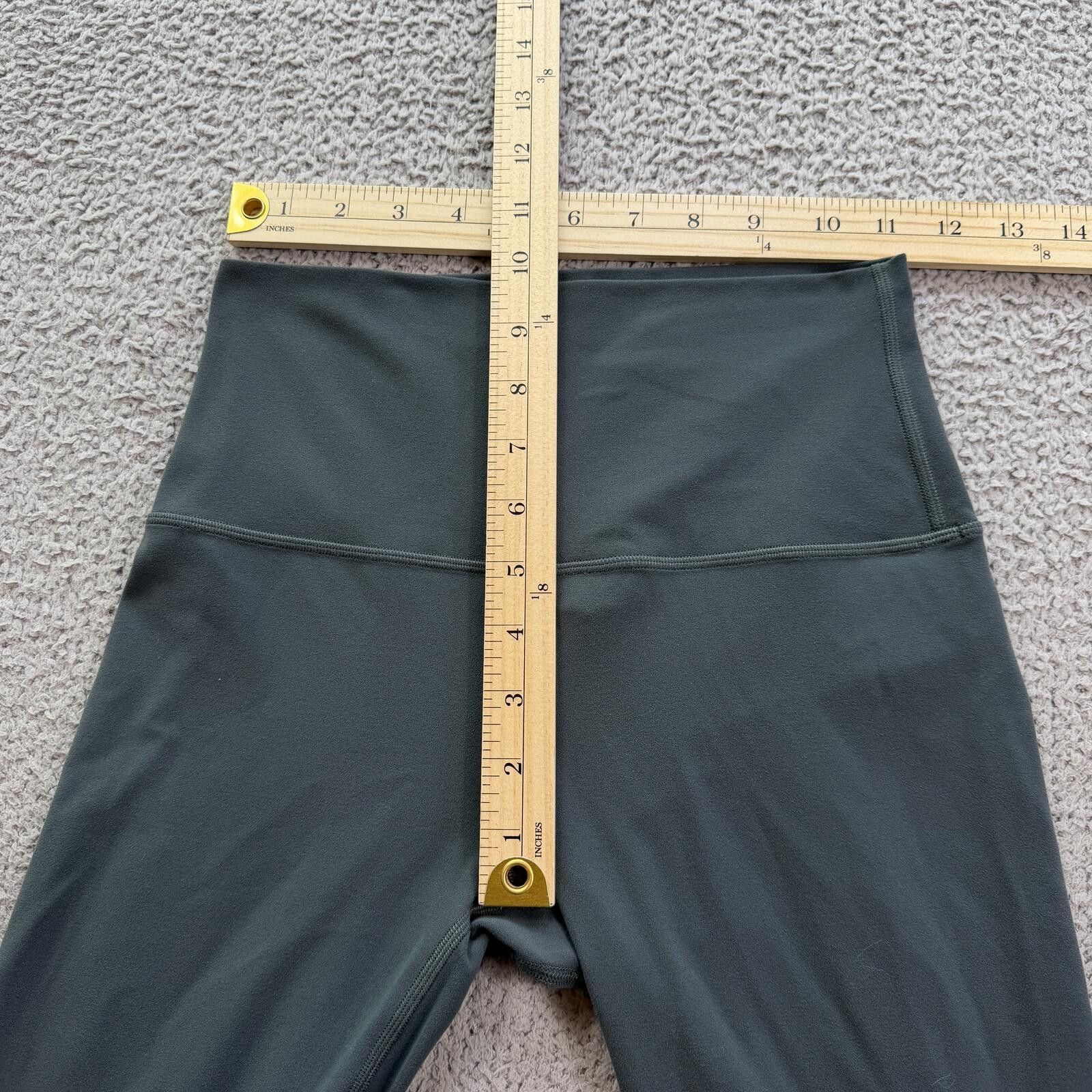 Lululemon Lululemon High Waisted Leggings Womens 2 Gray Athletic Yoga Size 26" / US 2 / IT 38 - 3 Thumbnail