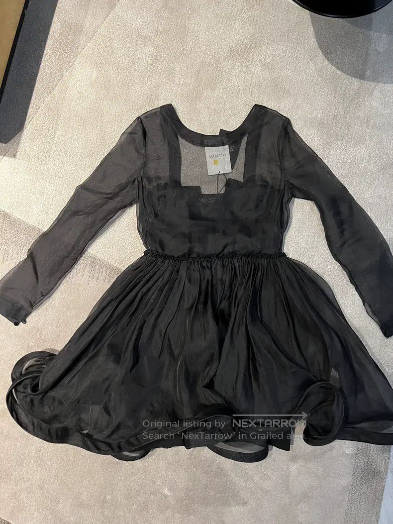 Valentino Valentino Main line princess dress Size M / US 6-8 / IT 42-44 - 7 Thumbnail