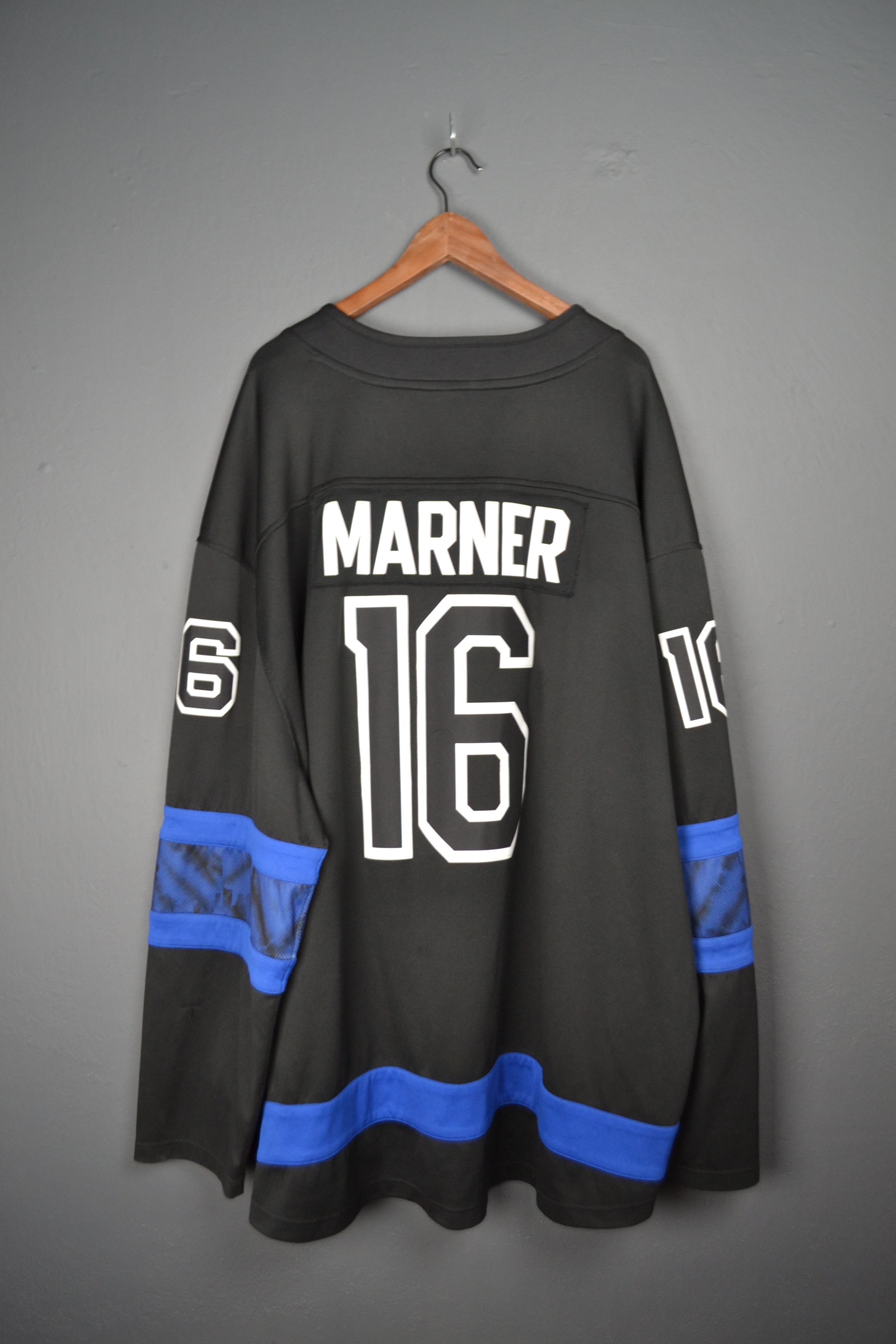 Other Toronto Maple Leafs Fanatics 5XL Black Jersey Marner 16 Size US XXL / EU 58 / 5 - 2 Thumbnail