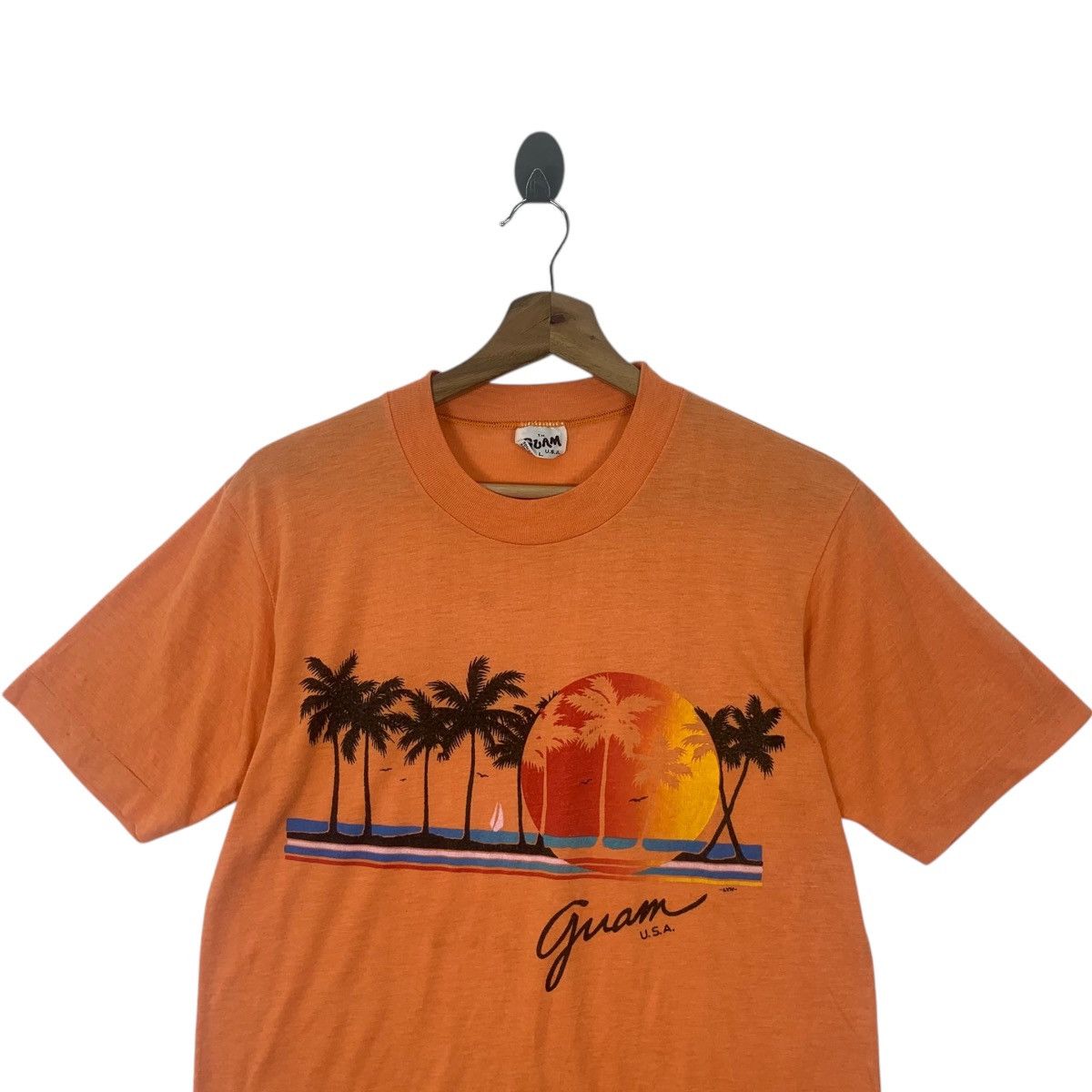 Vintage Vintage 70’ GUAM USA HAWAII Sunstrokes Polytees Tee Shirt Size US L / EU 52-54 / 3 - 2 Thumbnail
