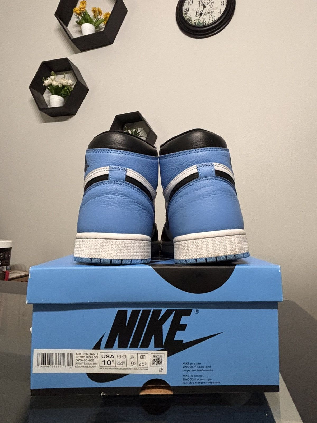 Nike Nike Air Jordan 1 High OG ‘UNC Toe’ Size US 10.5 / EU 43-44 - 2 Thumbnail