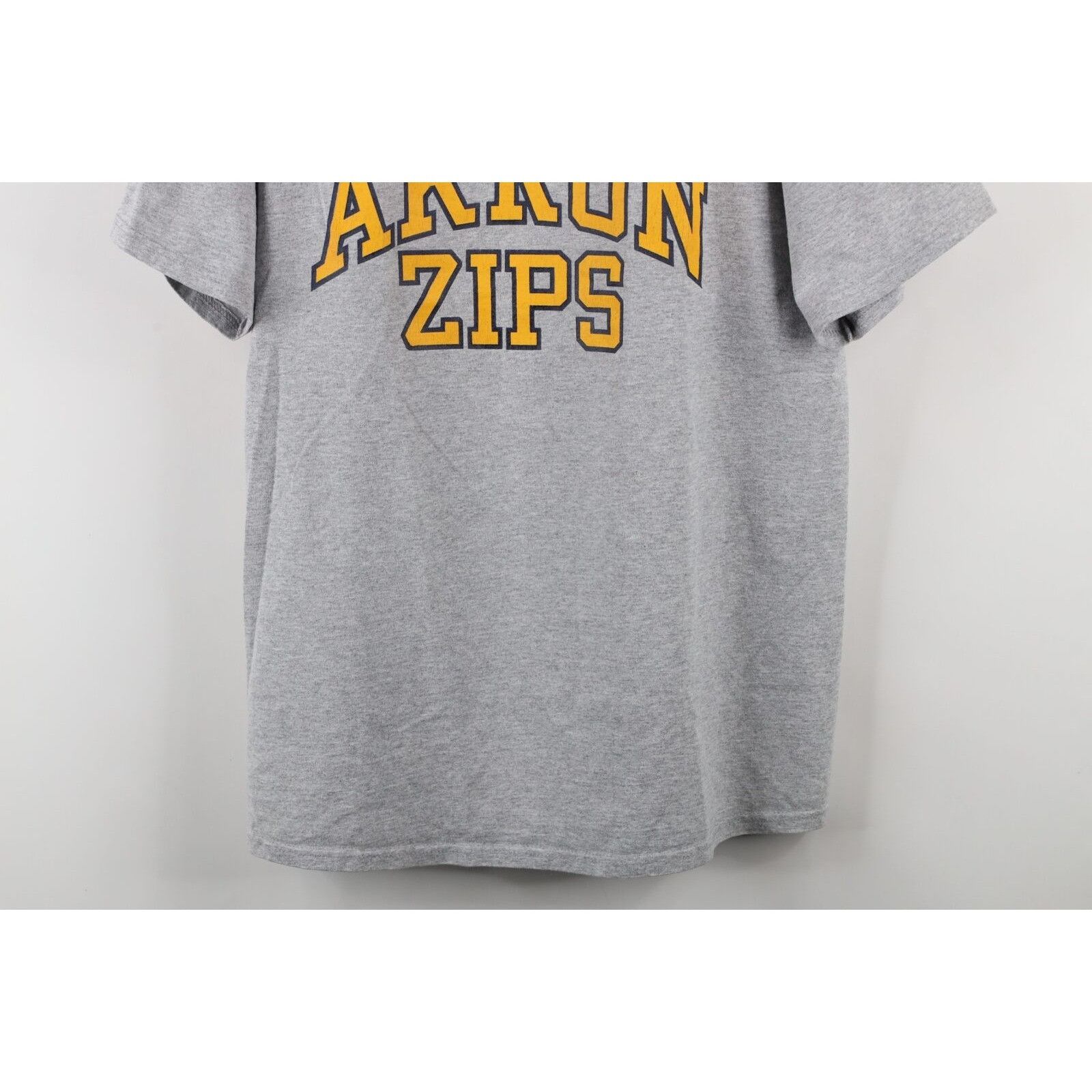 Vintage Vintage 90s Mens Large Spell Out University of Akron T-Shirt Size US L / EU 52-54 / 3 - 3 Thumbnail