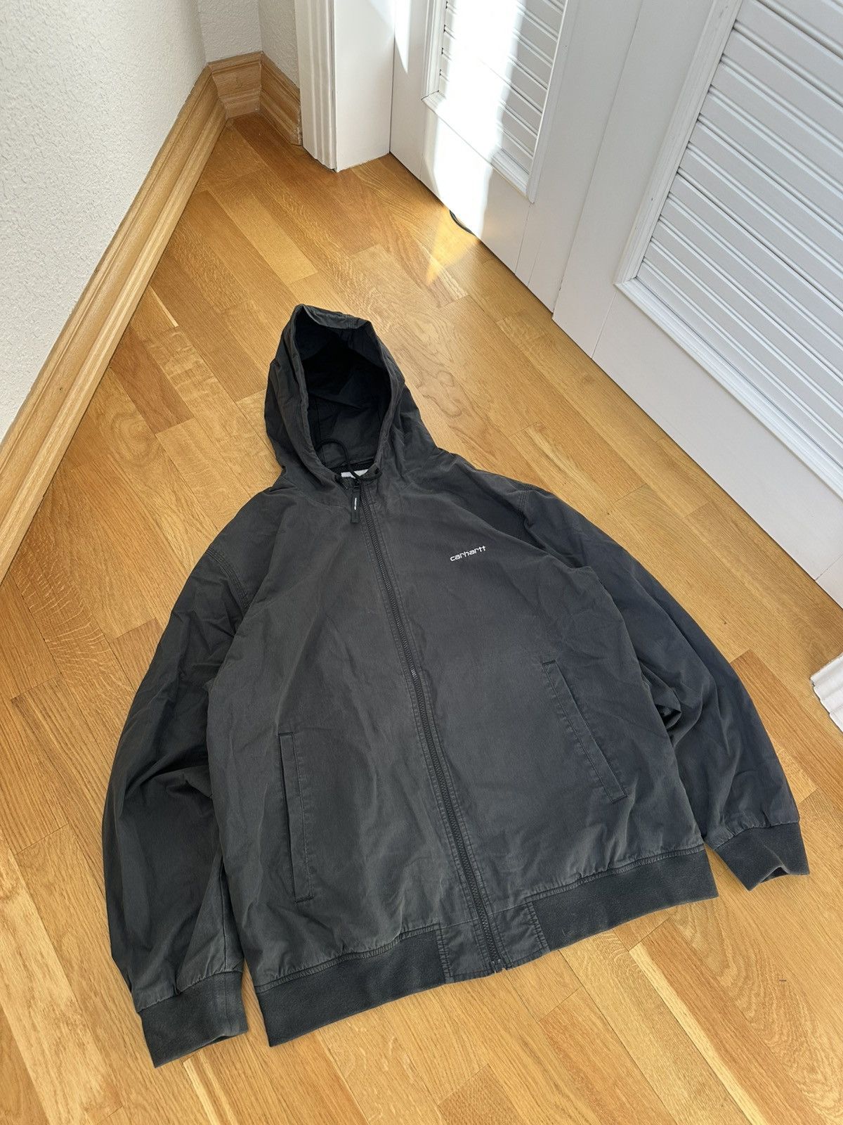 Carhartt Marsh Zip Hooded Jacket Logo Black Fit