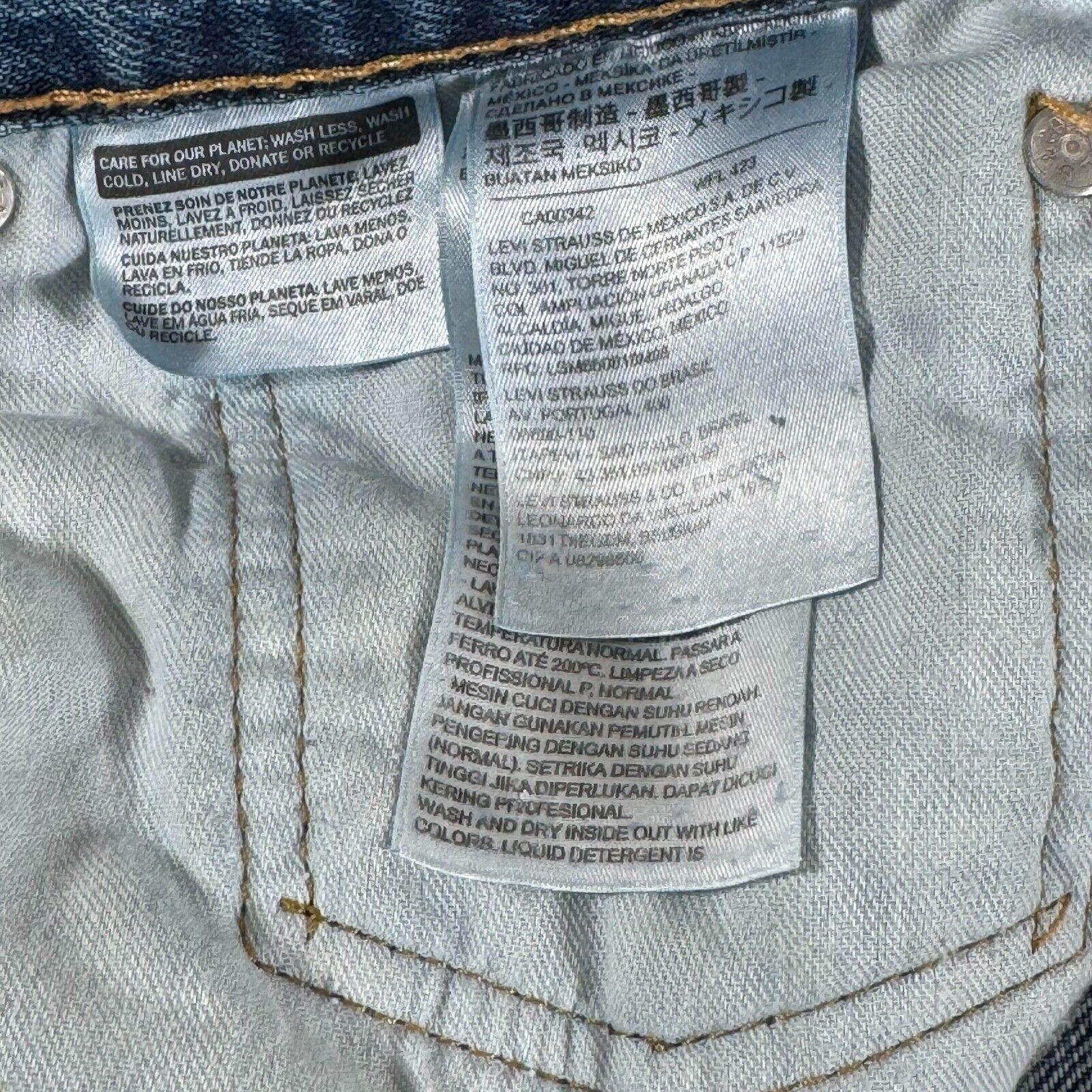 Levi's Vintage Levis 550 Jeans Men W34xL32 90s Y2K Streetwear Retro Size US 34 / EU 50 - 6 Thumbnail