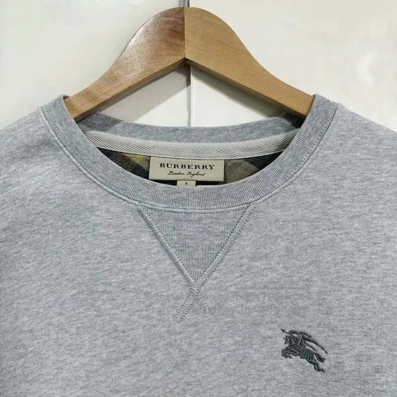 Burberry Burberry Grey Cotton Embroidered Short-Sleeve Sweatshirt. Size S / US 4 / IT 40 - 3 Thumbnail