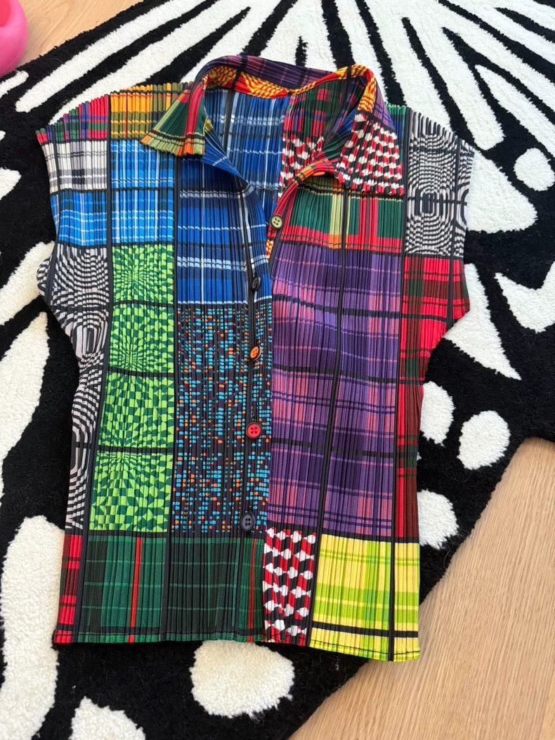 Issey Miyake Issey Miyake Color block pleated vest Size L / US 10 / IT 46 - 1 Thumbnail