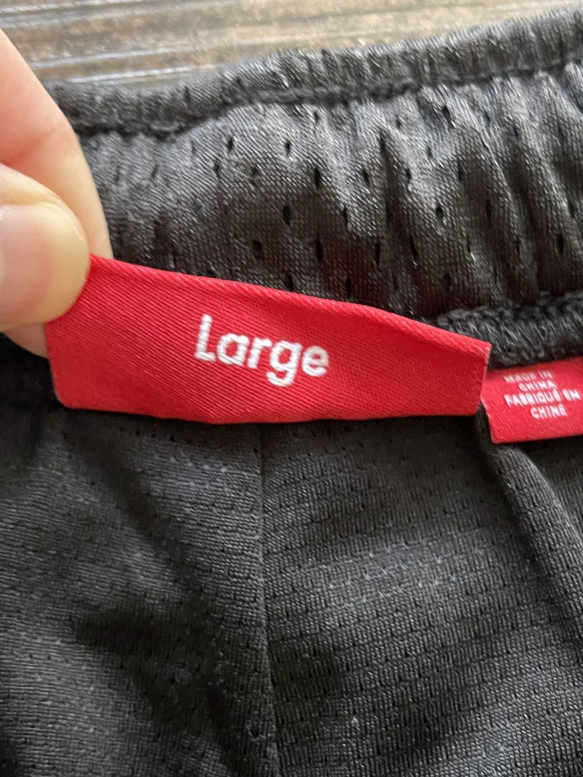 Supreme Supreme small box baggy mesh short (ss25) Size US 34 / EU 50 - 4 Thumbnail