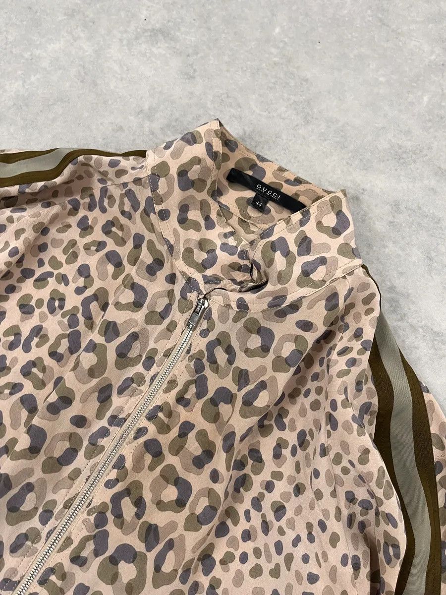 Gucci SS2011 Gucci Leopard Camo White Silk Jacket Size US S / EU 44-46 / 1 - 5 Thumbnail