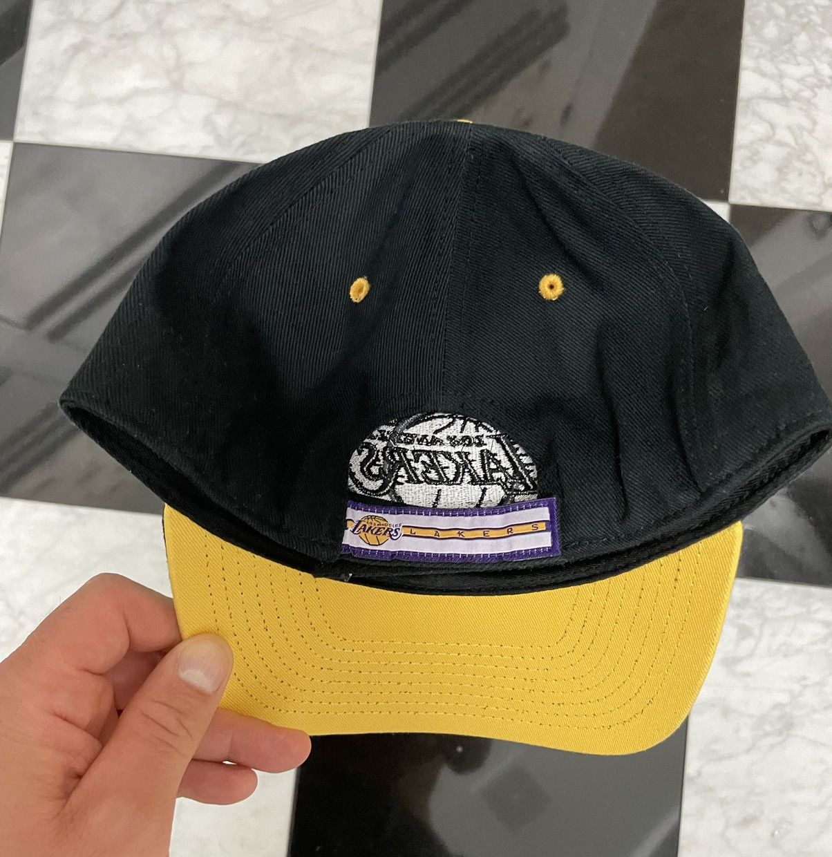 Other 🔥 Lakers Adjustable hat Size ONE SIZE - 3 Thumbnail