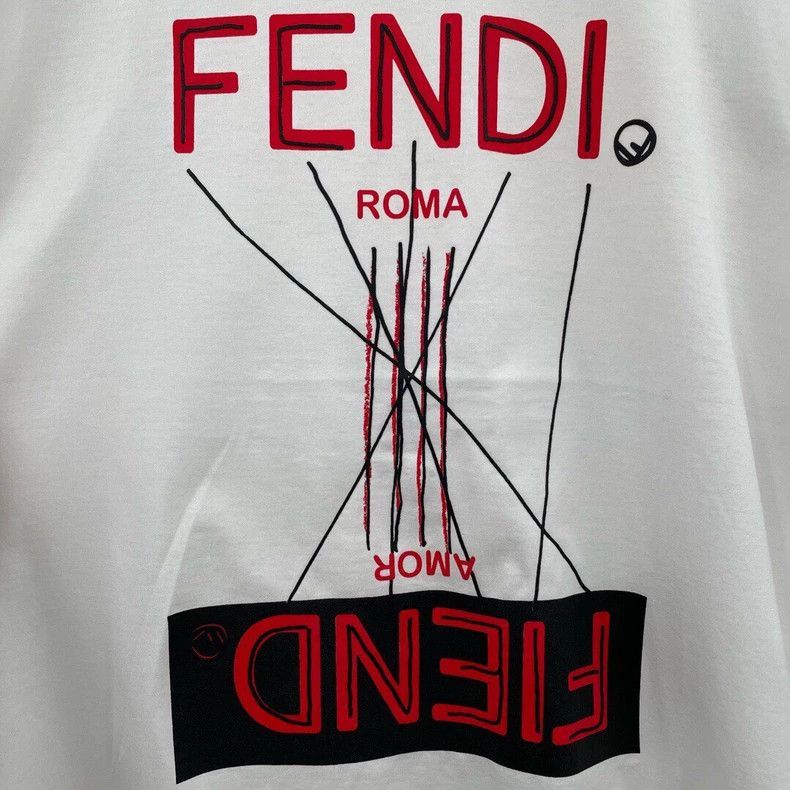Fendi Fendi Logo Short Sleeve TShirt Size US M / EU 48-50 / 2 - 3 Thumbnail