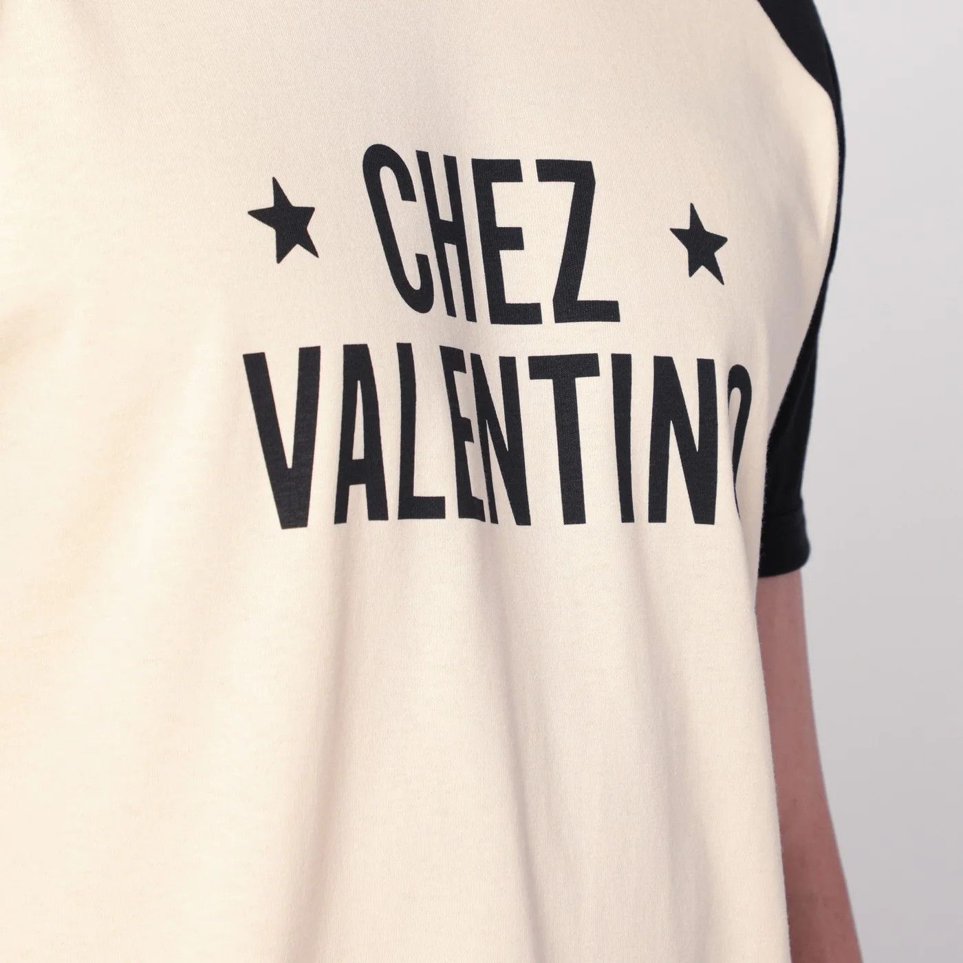 Valentino o1d2blof0326 Chez Valentino Print T-Shirt in Beige/Black Size US M / EU 48-50 / 2 - 4 Thumbnail