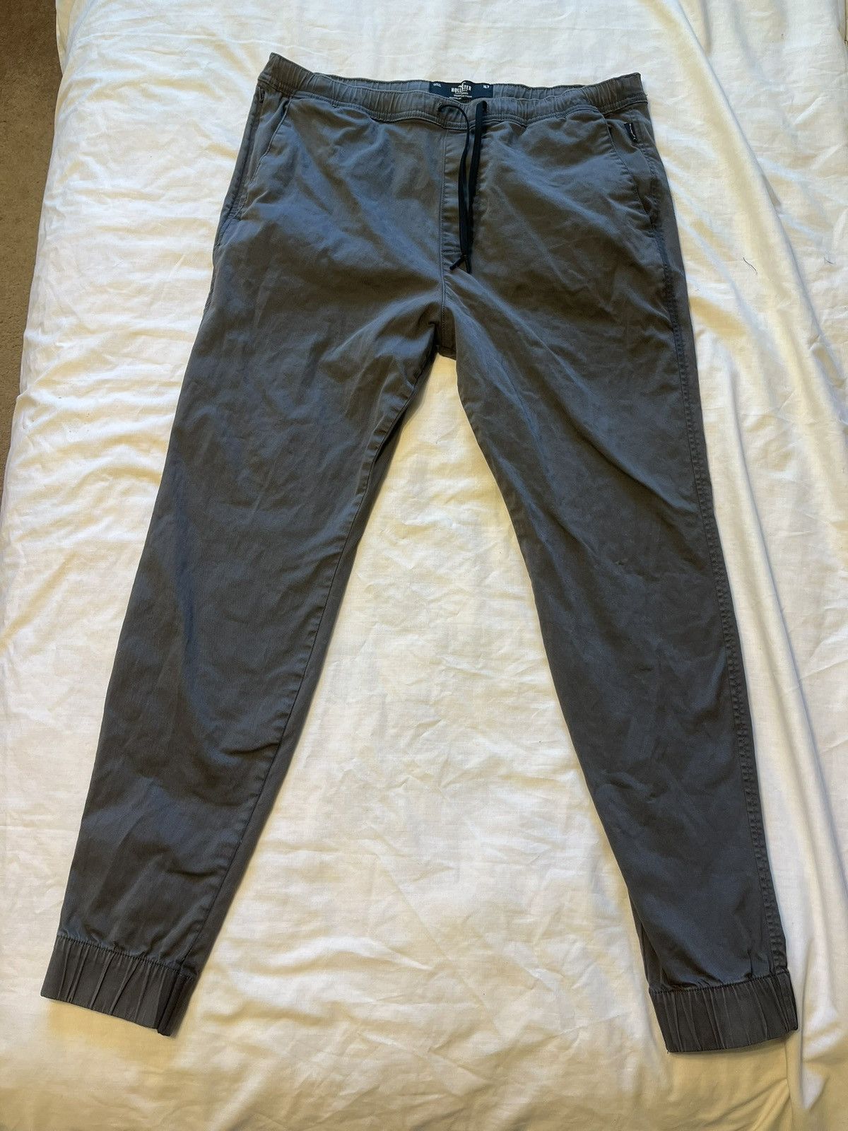 Hollister Advanced stretch skinny jogger Size US 36 / EU 52 - 1 Thumbnail