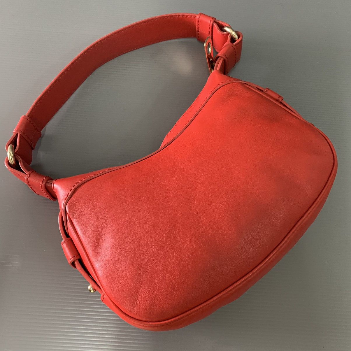 Celine Celine Hobo Pochette Red Leather Dinner Pre-Owned Bag Size ONE SIZE - 8 Thumbnail