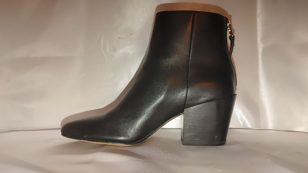 Dolce Vita Dolce Vita Coltyn Ankle Boots Size 7 Size US 5 / IT 35 - 2 Thumbnail