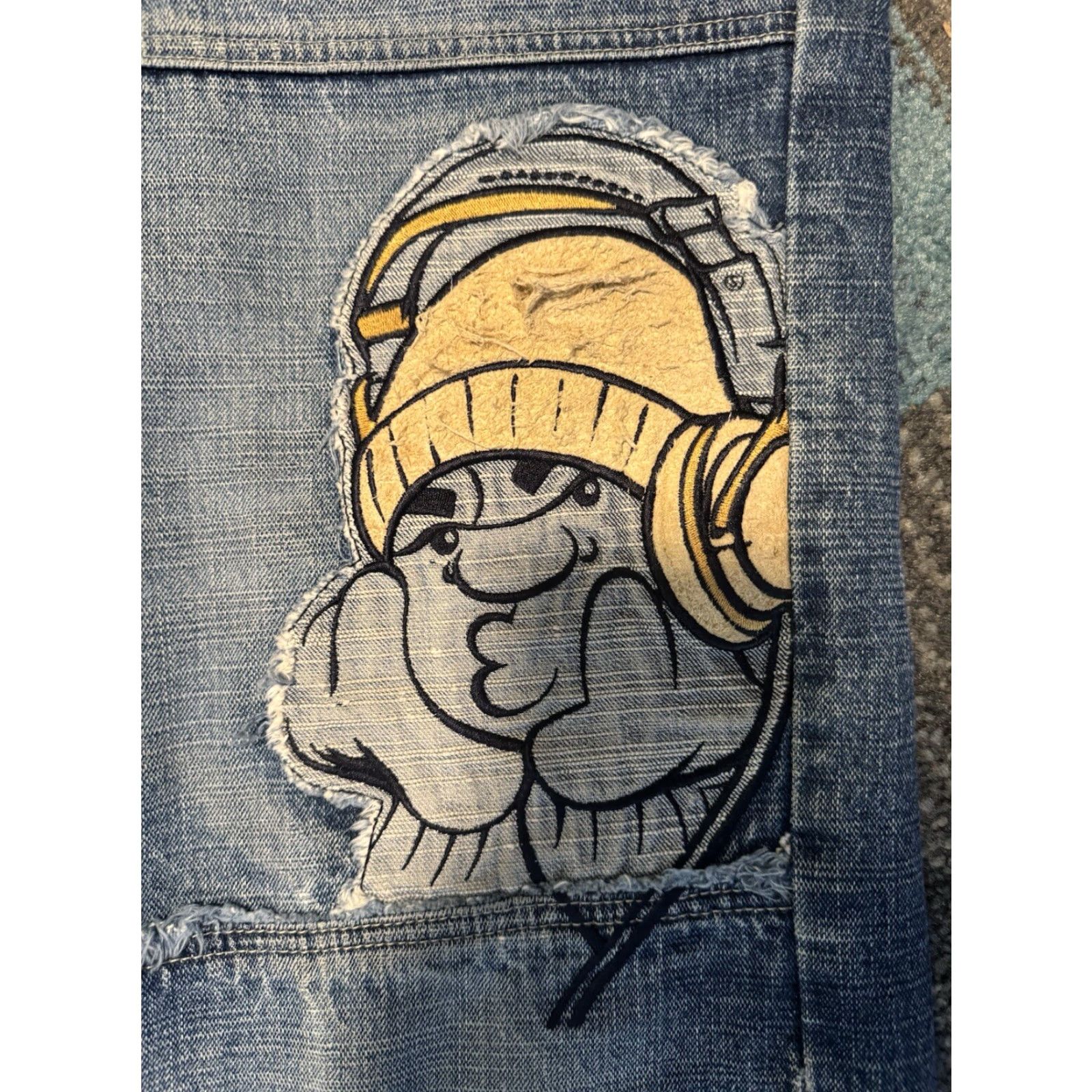 Southpole VINTAGE Southpole Jeans Baggy Denim 36 Hip Hop Embroidered Logo Headphones Denim Jeans Baggy Mens Size US 36 / EU 52 - 4 Thumbnail