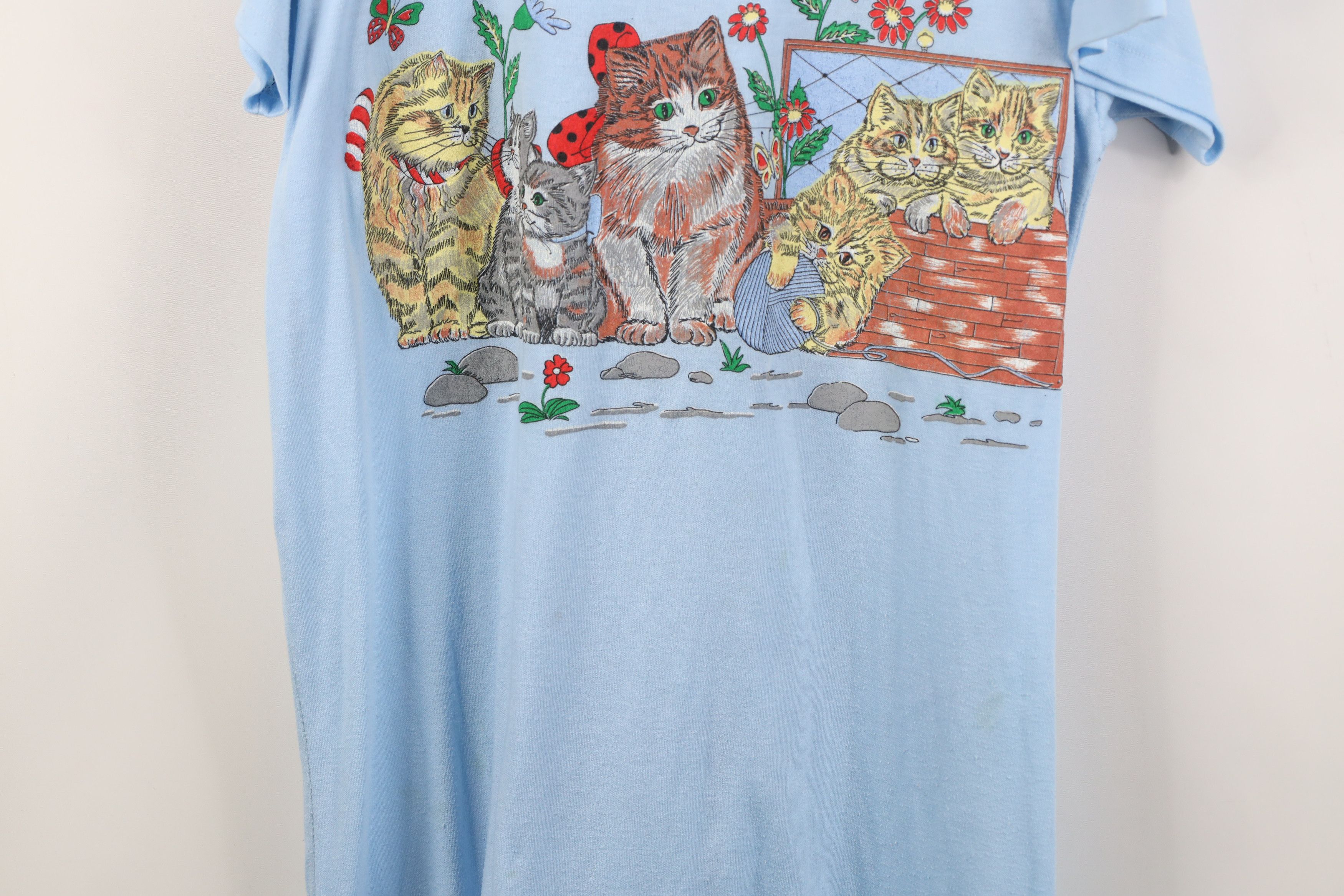 Vintage Vintage 90s Streetwear Cat Kitten Flower Night Sleep T-Shirt Size ONE SIZE - 3 Thumbnail