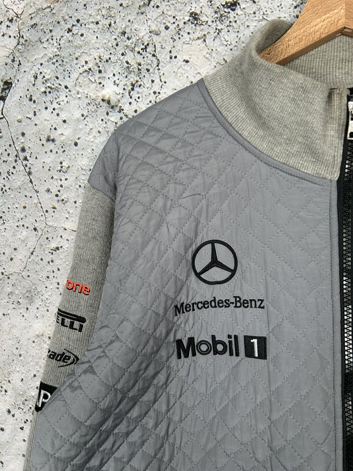 Vintage Vintage Mercedes Benz Vodafone Racing Zip Sweatshirt Size US XL / EU 56 / 4 - 3 Thumbnail