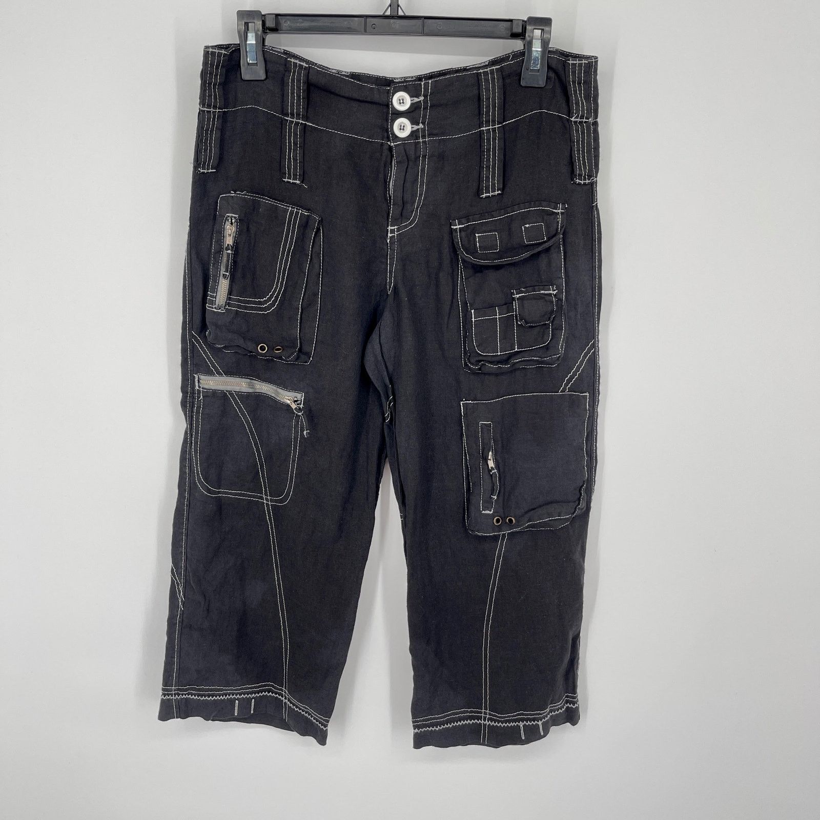 image of Johnny Was Pete & Greta Women's New Linen Cargo Capri Shorts Y2K 2 in Black (Size 26)