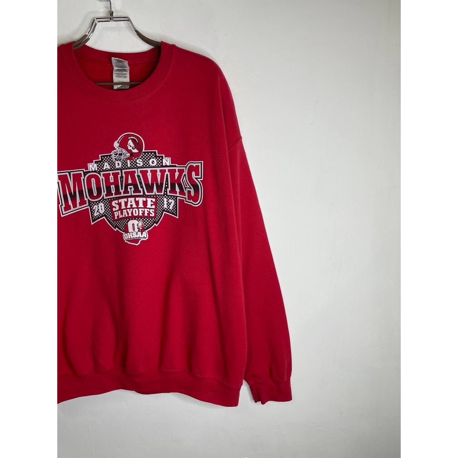Vintage Vintage Madison Mohawks State Playoffs Red Sweatshirt XL Size US XL / EU 56 / 4 - 6 Thumbnail