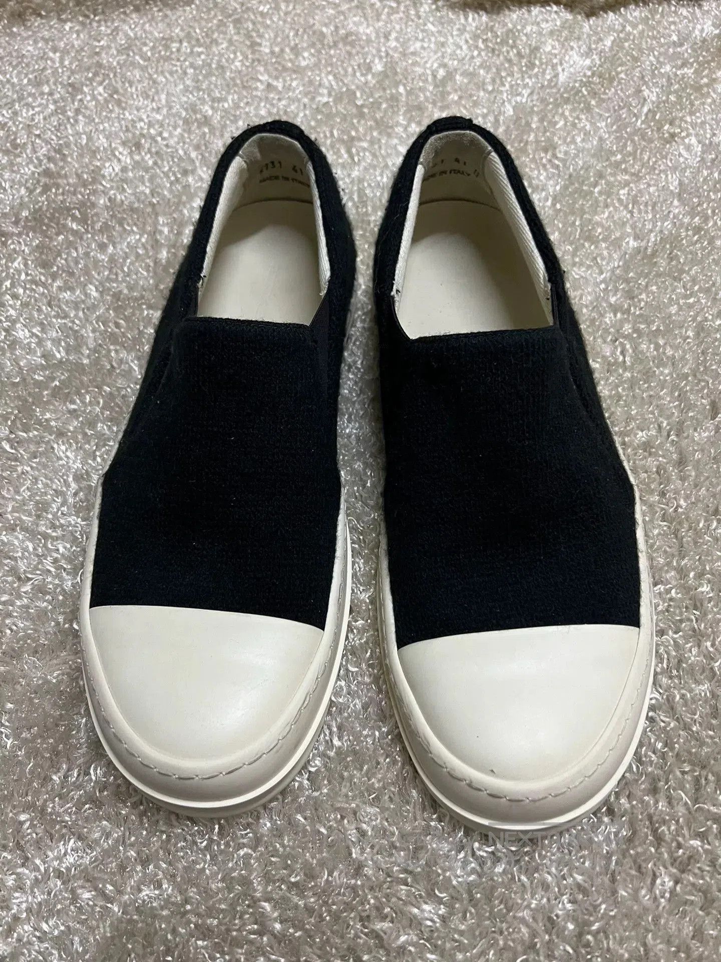 Rick Owens Rick Owens Men's Slip. Size US 8 / EU 41 - 1 Thumbnail