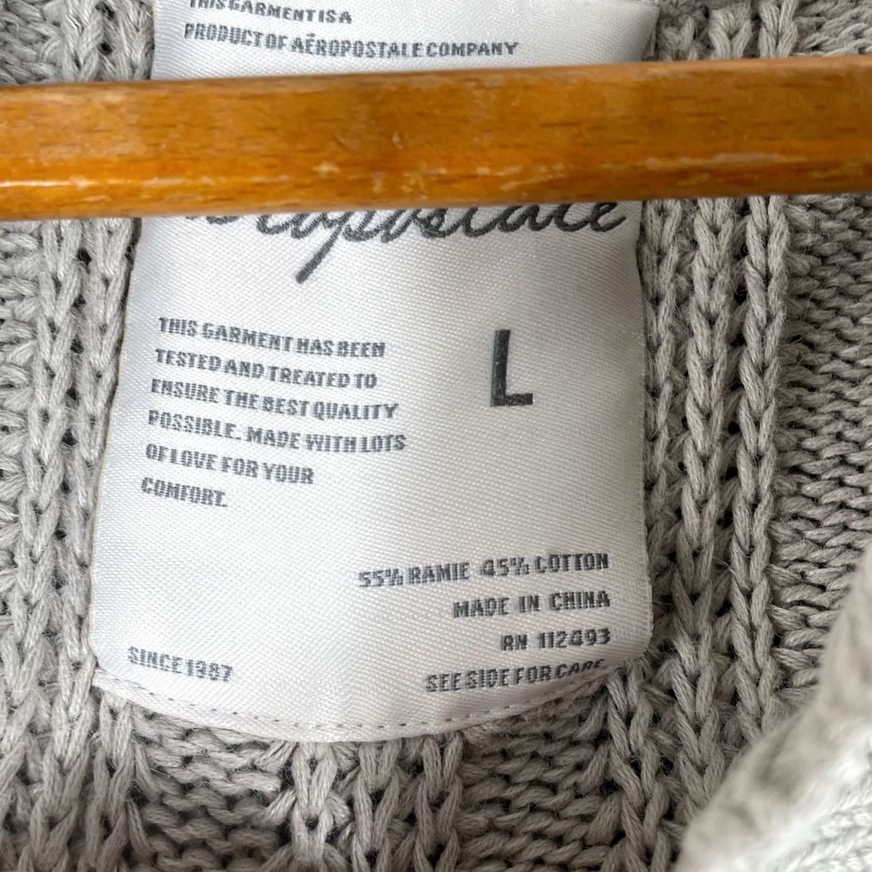 Aeropostale VINTAGE Aeropostale Sweater Womens L Gray Y2K Chunky Button Cardigan Beige Size L / US 10 / IT 46 - 6 Thumbnail