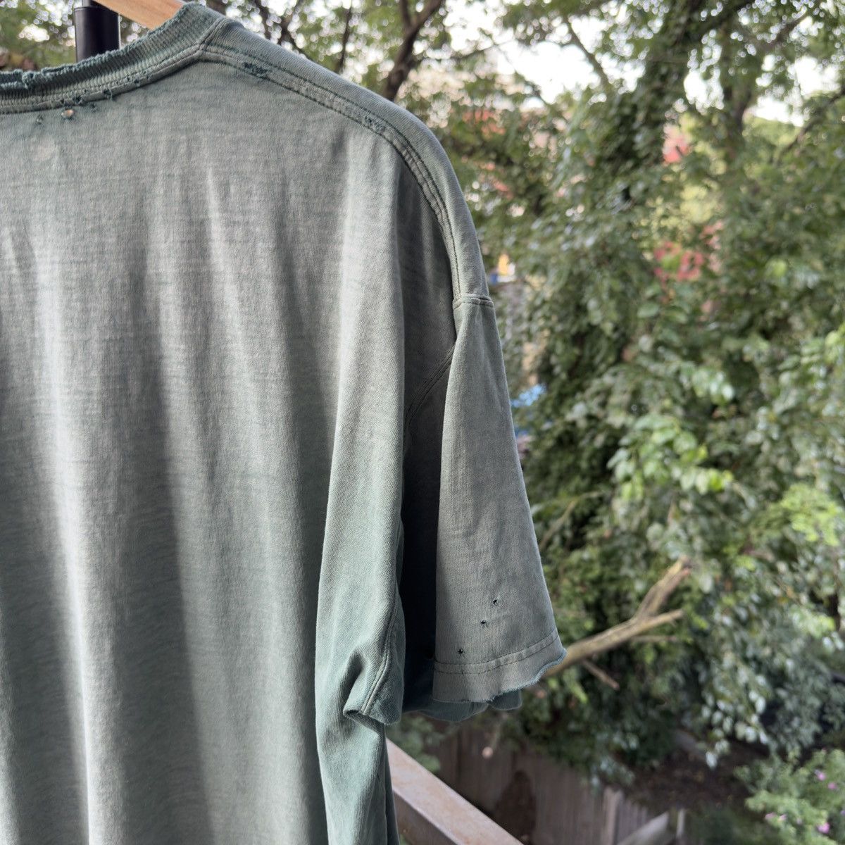 Vintage Carhartt Faded Thrashed Distressed Tee Oversized ERD Grunge Size US L / EU 52-54 / 3 - 7 Thumbnail