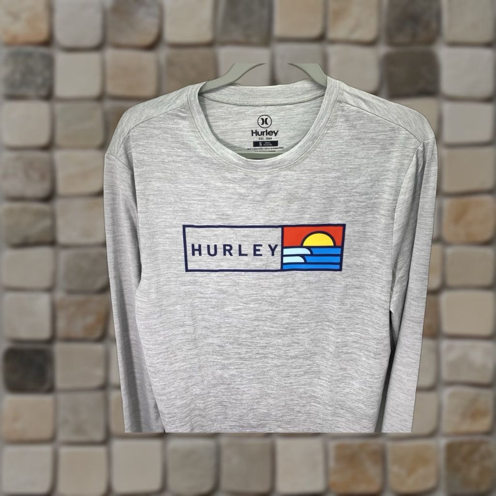 Hurley Hurley UV TShirt Men Size S Gray Long Sleeve Moisture Wicking Pullover NWOT Size US S / EU 44-46 / 1 - 1 Thumbnail