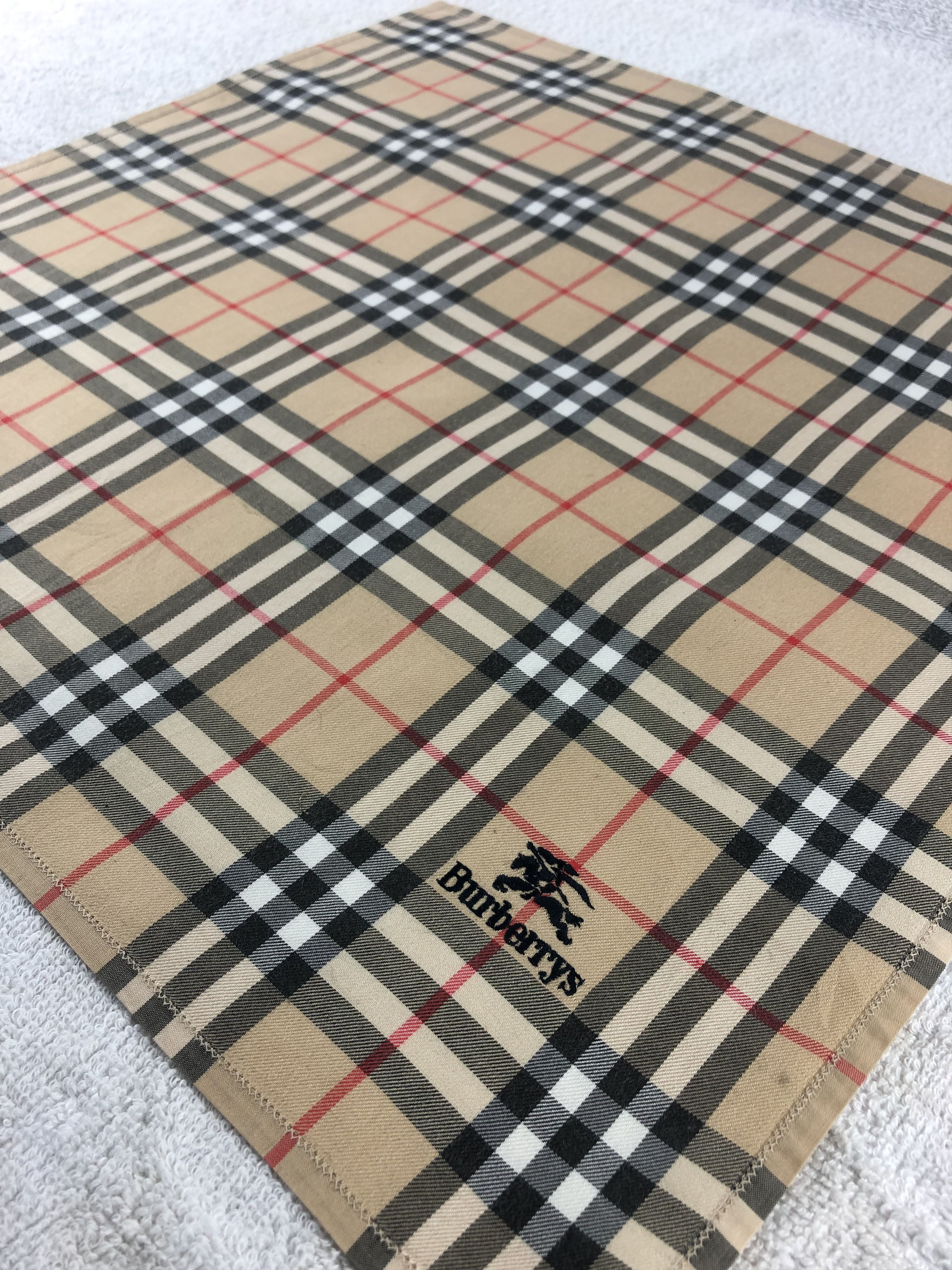 Burberry Burberry Handkerchief / Bandana / Neckerchief Size ONE SIZE - 4 Thumbnail