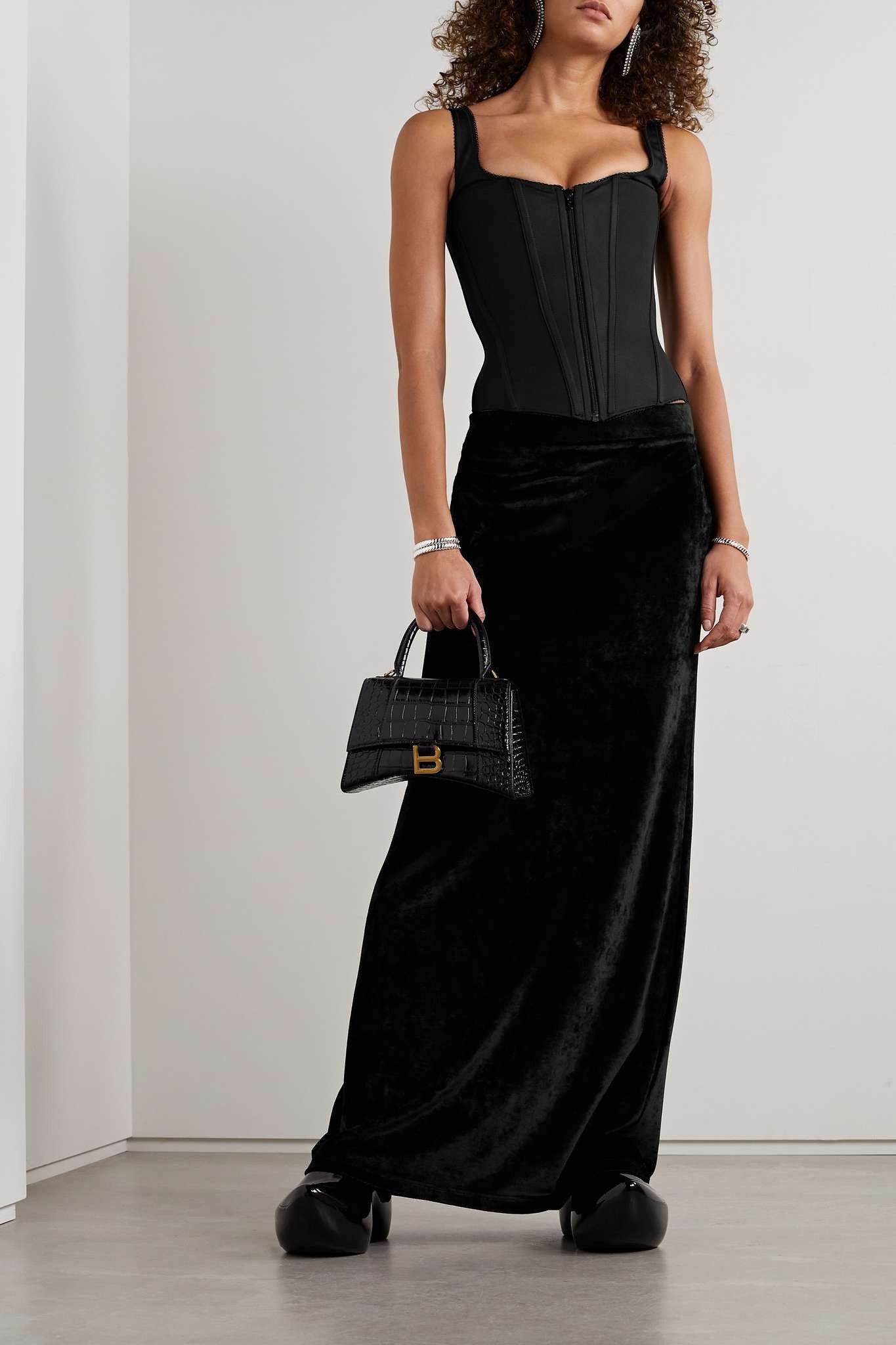 Balenciaga o1y0625 Velvet Maxi Skirt in Black Size 26" / US 2 / IT 38 - 2 Thumbnail