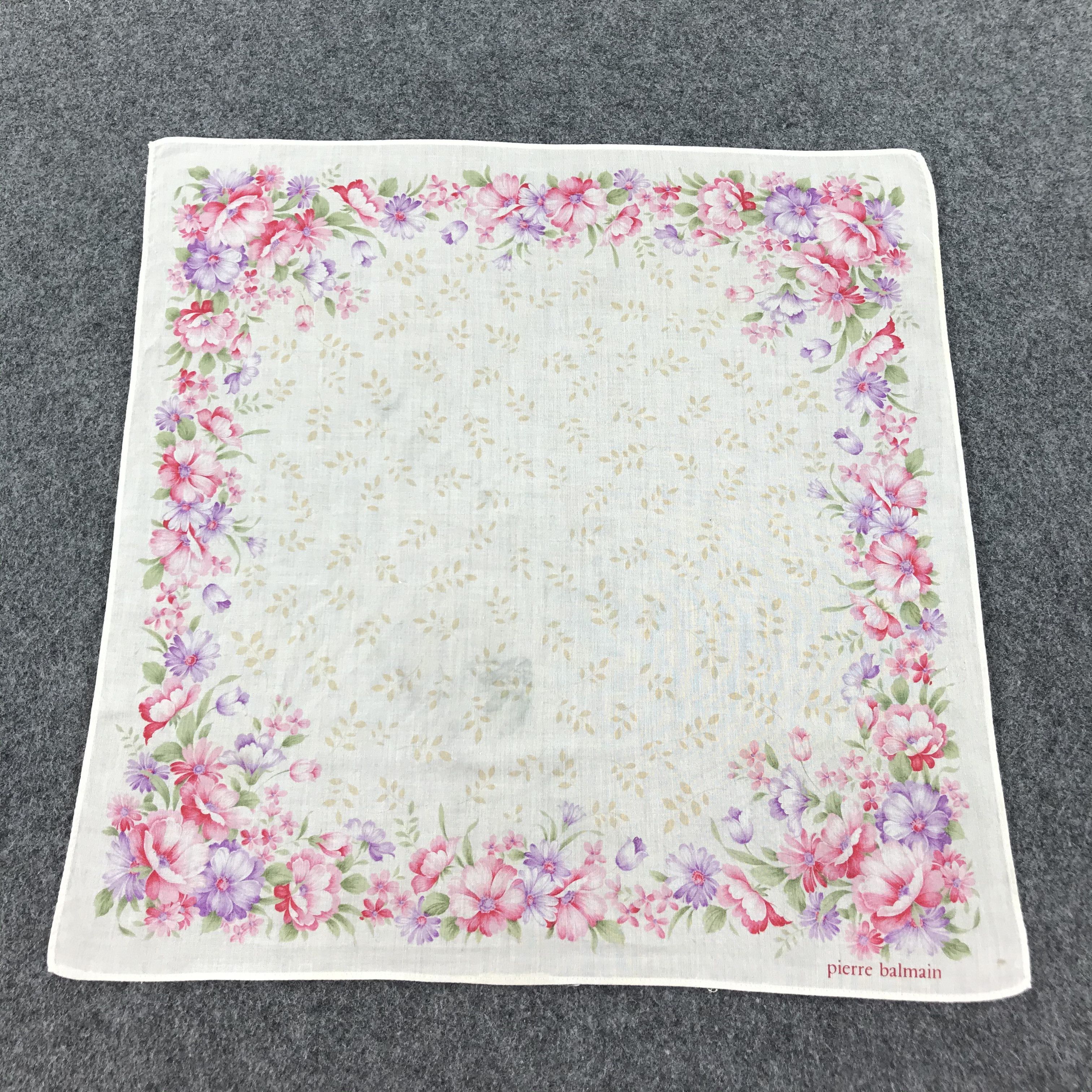 Pierre Balmain Pierre Balmain Handkerchief Neckerchief Bandana H142 Size ONE SIZE - 1 Thumbnail