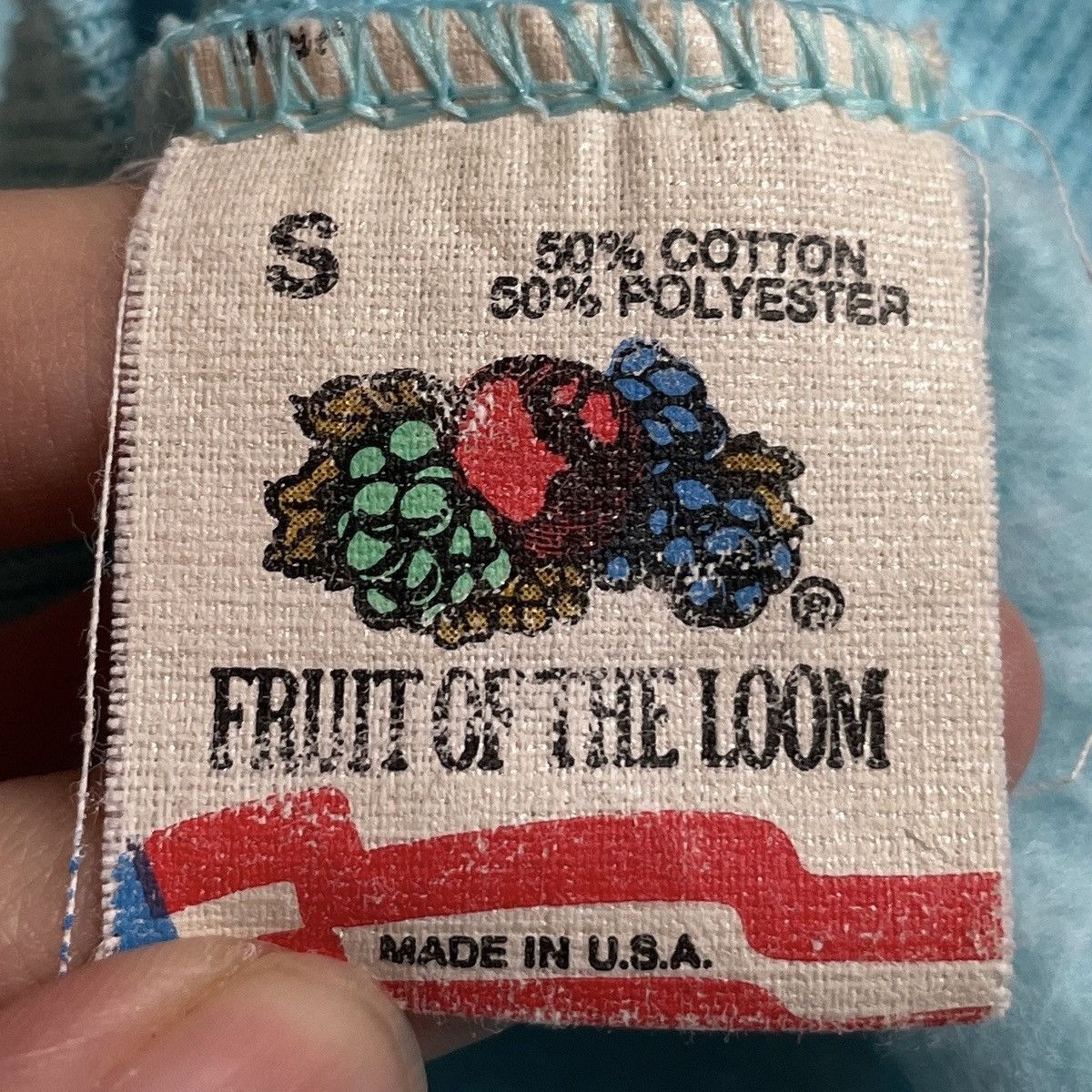 Fruit Of The Loom × Vintage Vintage Fruit of The Loom Sweatshirt 1990s Size US S / EU 44-46 / 1 - 9 Thumbnail