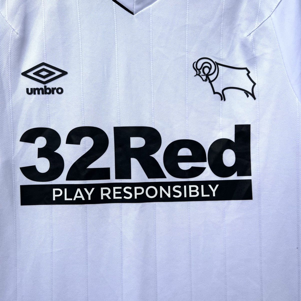 Umbro Derby County 2020 - 2021 Umbro Home Football Shirt Size US M / EU 48-50 / 2 - 5 Thumbnail