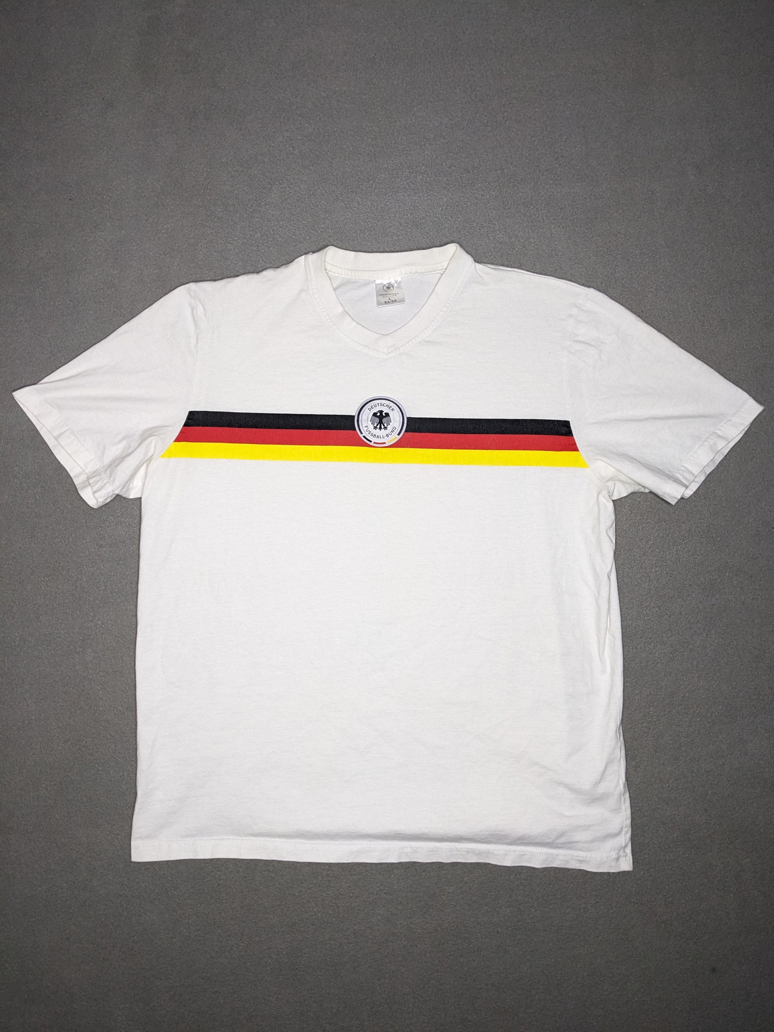 Vintage DFB Deutschland Fanshop Germany T-Shirt Large Team Soccer Size US L / EU 52-54 / 3 - 1 Thumbnail