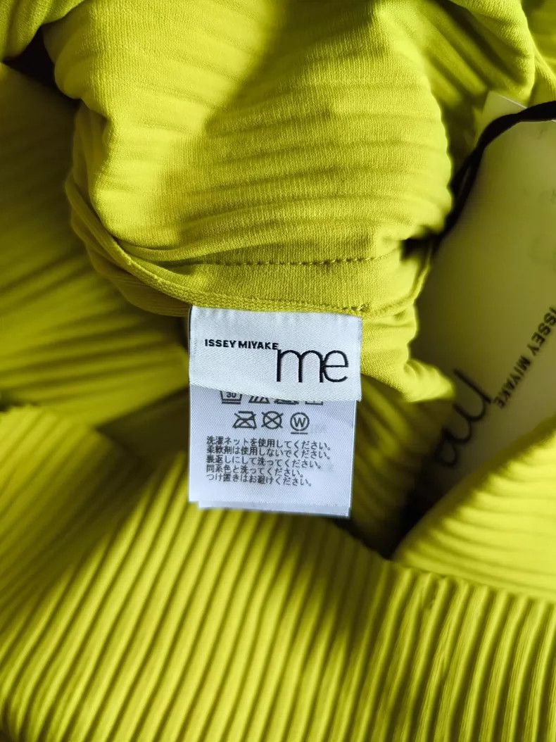 Issey Miyake Issey Miyake size:one size Yellow pleated dress Size XS / US 0-2 / IT 36-38 - 7 Thumbnail