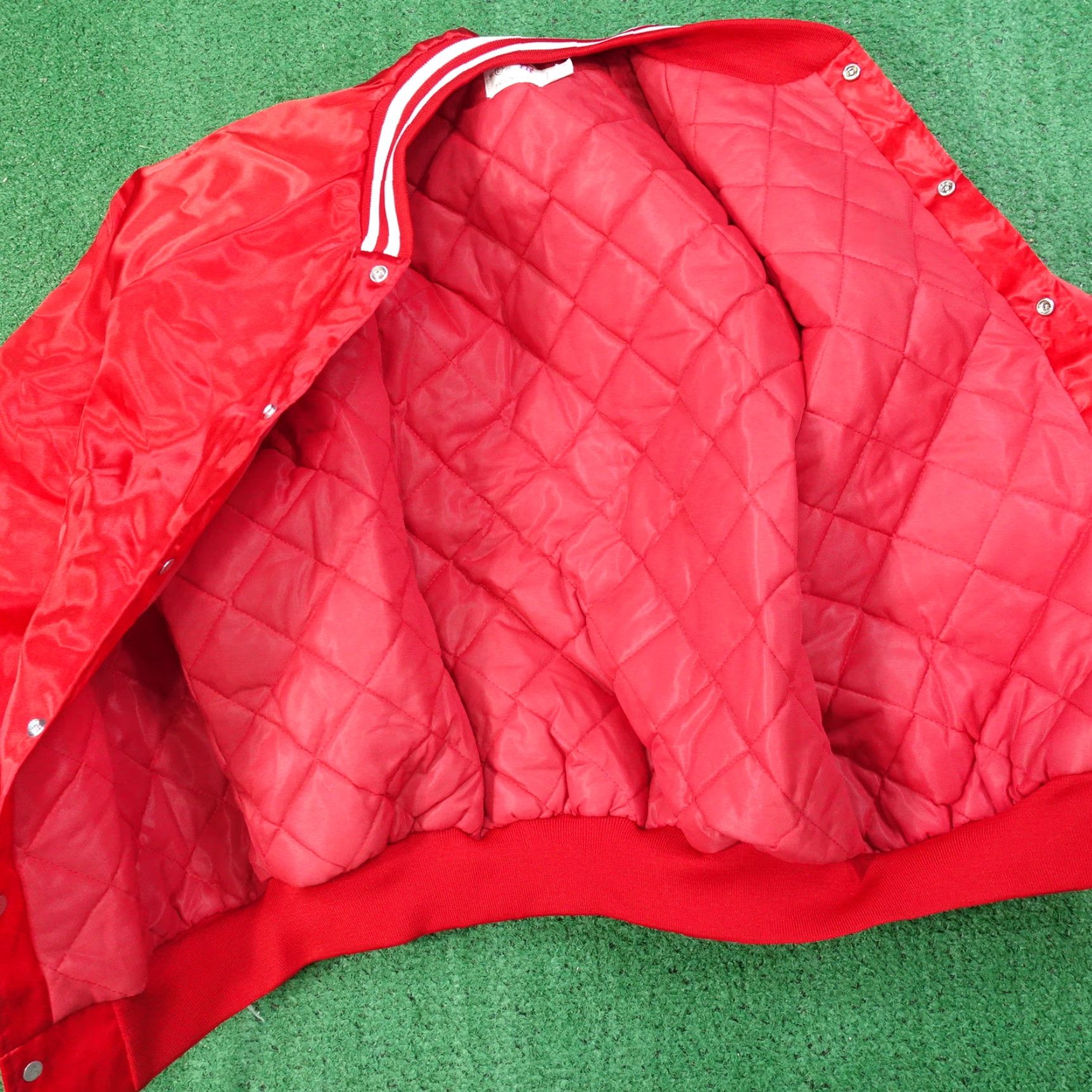 Vintage VINTAGE KING LOUIE SATIN JACKET LINN VOL FIRE DEPT RED MENS LARGE Size US L / EU 52-54 / 3 - 6 Thumbnail