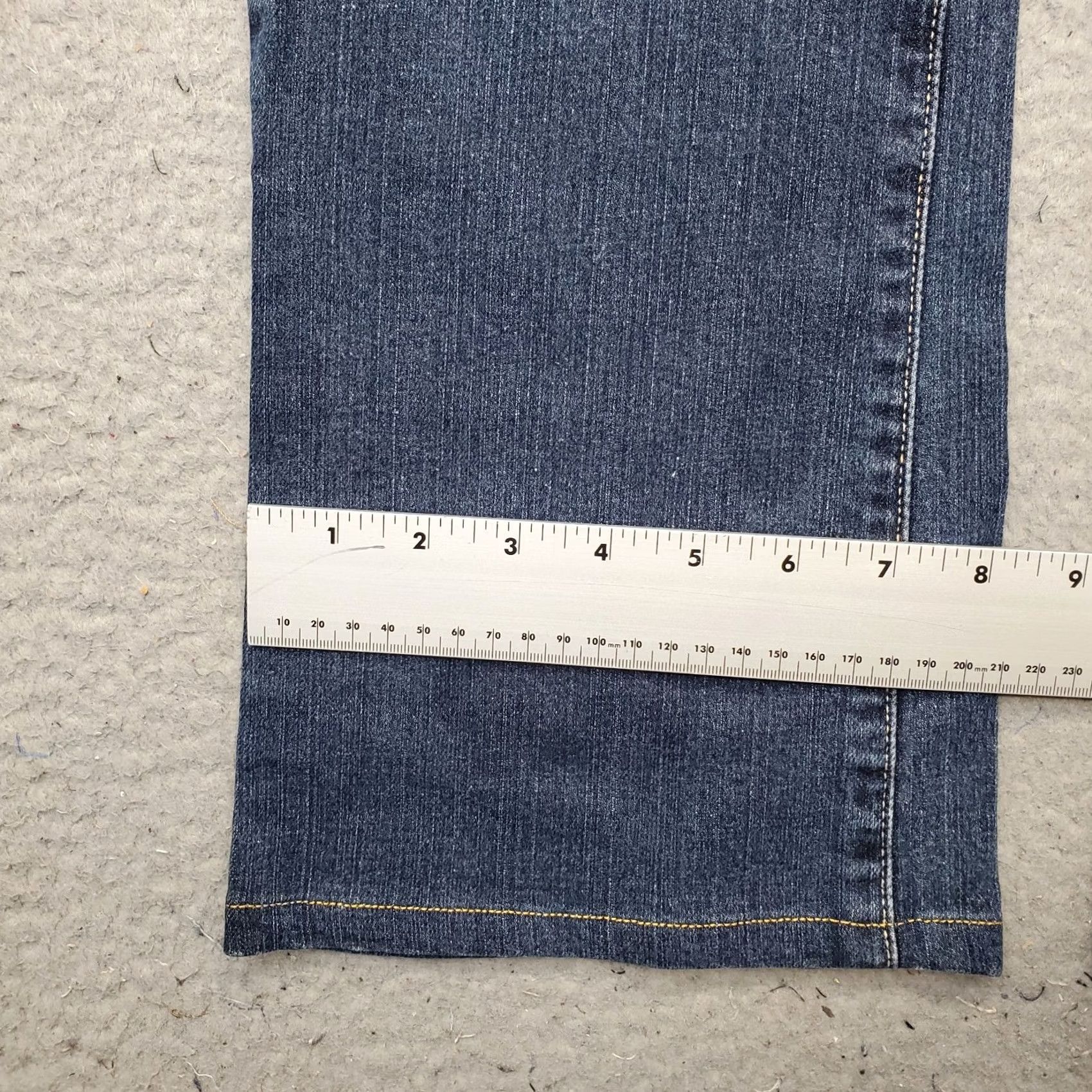 Lucky Brand Lucky Brand Sweet N Low Flare Jeans Womens Size 6 Denim Blue Medium Wash Stretch Size 28" / US 6 / IT 42 - 6 Thumbnail