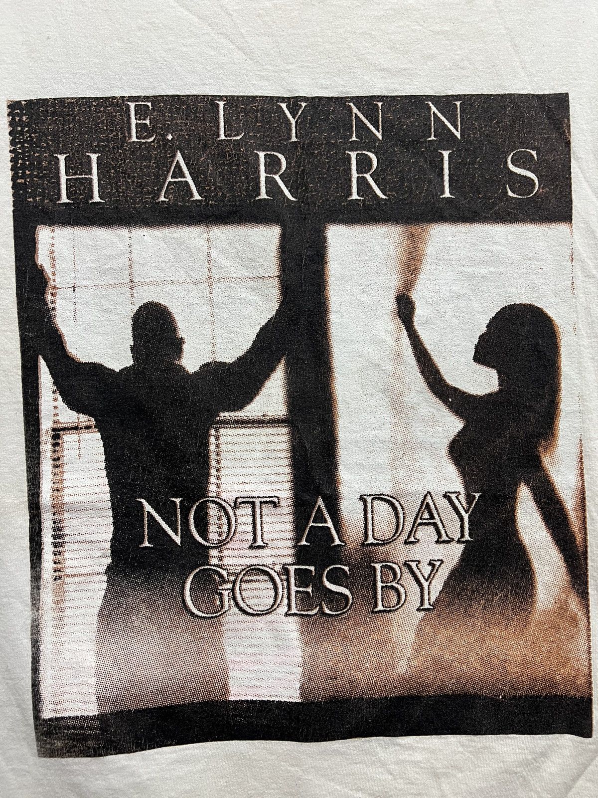 Vintage Vintage 90’s Elynn Harris Book Author Tee Size US L / EU 52-54 / 3 - 2 Thumbnail