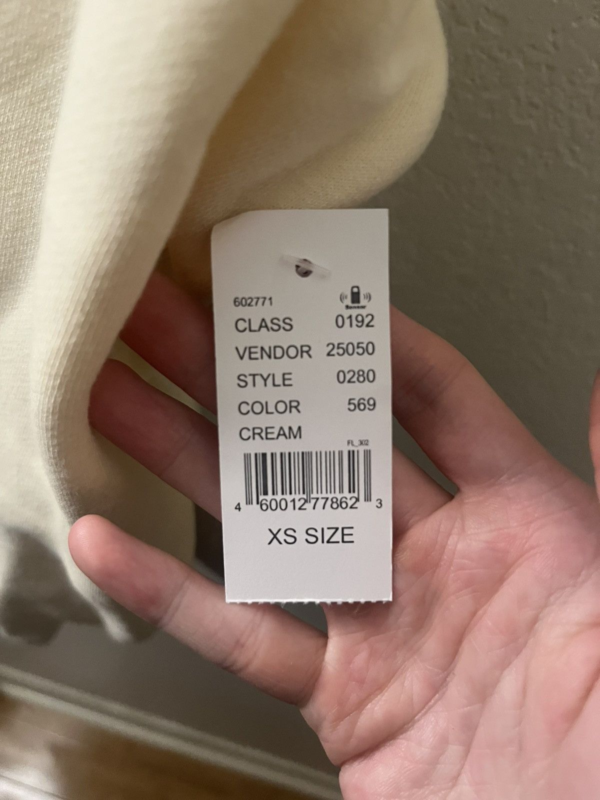 Essentials Fear of God Essentials Hoodie ‘Buttercream’ Size US XS / EU 42 / 0 - 5 Thumbnail