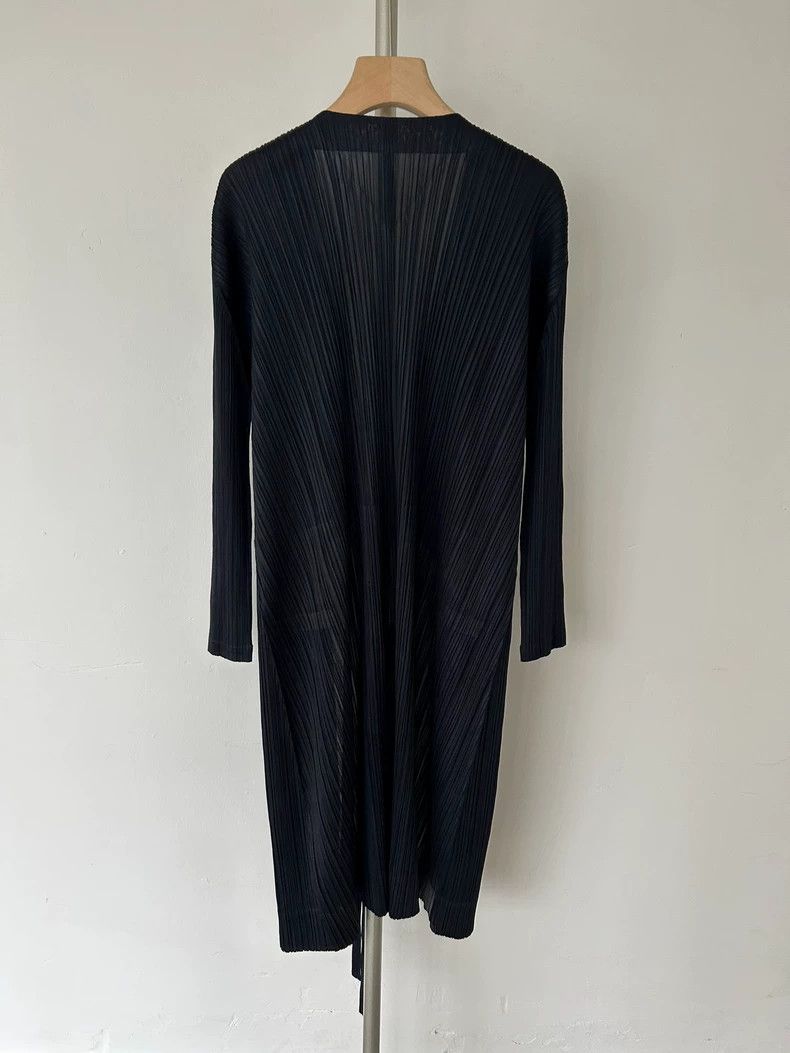Issey Miyake Issey Miyake size:os Black lace-up cardigan Size M / US 6-8 / IT 42-44 - 4 Thumbnail