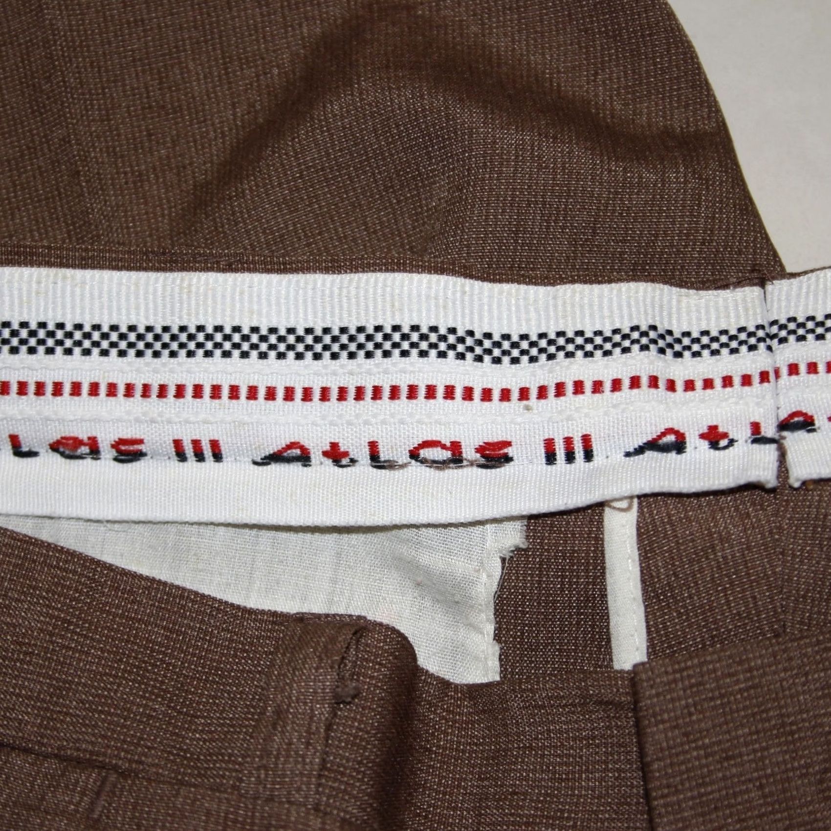 Vintage VINTAGE Atlas Mens Chino Pants Wool Polyester Brown Pleated Flat Front 33 Classic Tailored 29in Inseam Mens Workwear Casual Business Size US 33 - 5 Thumbnail