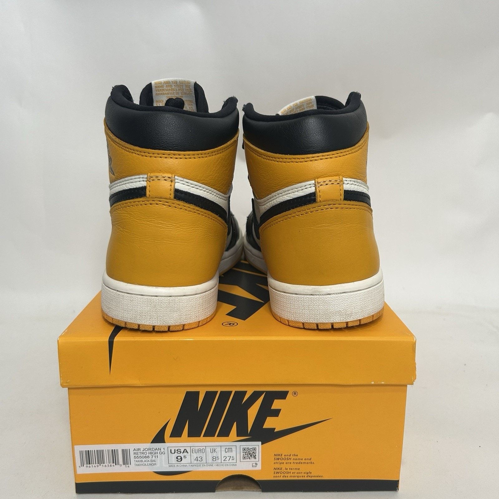 Jordan Brand Nike Air Jordan 1 Retro High OG “Taxi/Black-Sail” Size US 9.5 / EU 42-43 - 4 Thumbnail