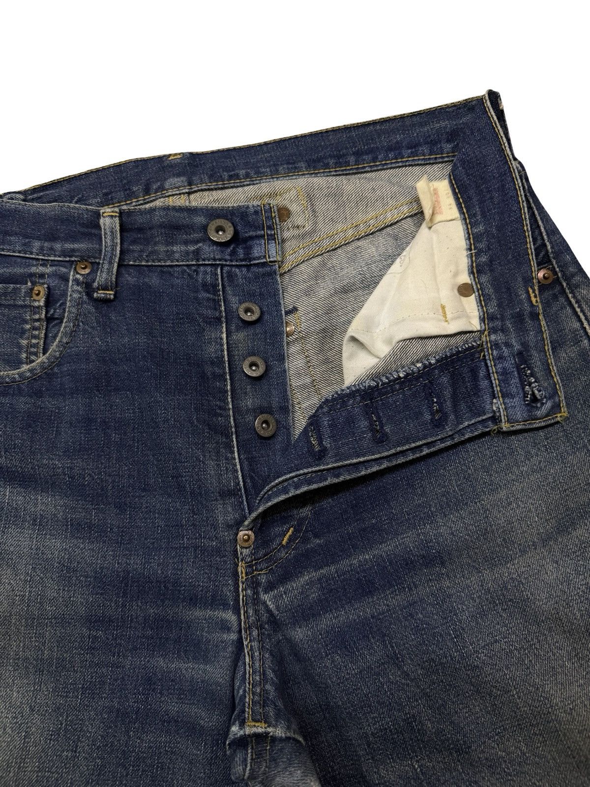 Levi's Vintage Clothing Vintage 90s Levi’s 702XX Big E Buckle Back Selvedge Denim 32 Size US 32 / EU 48 - 11 Thumbnail