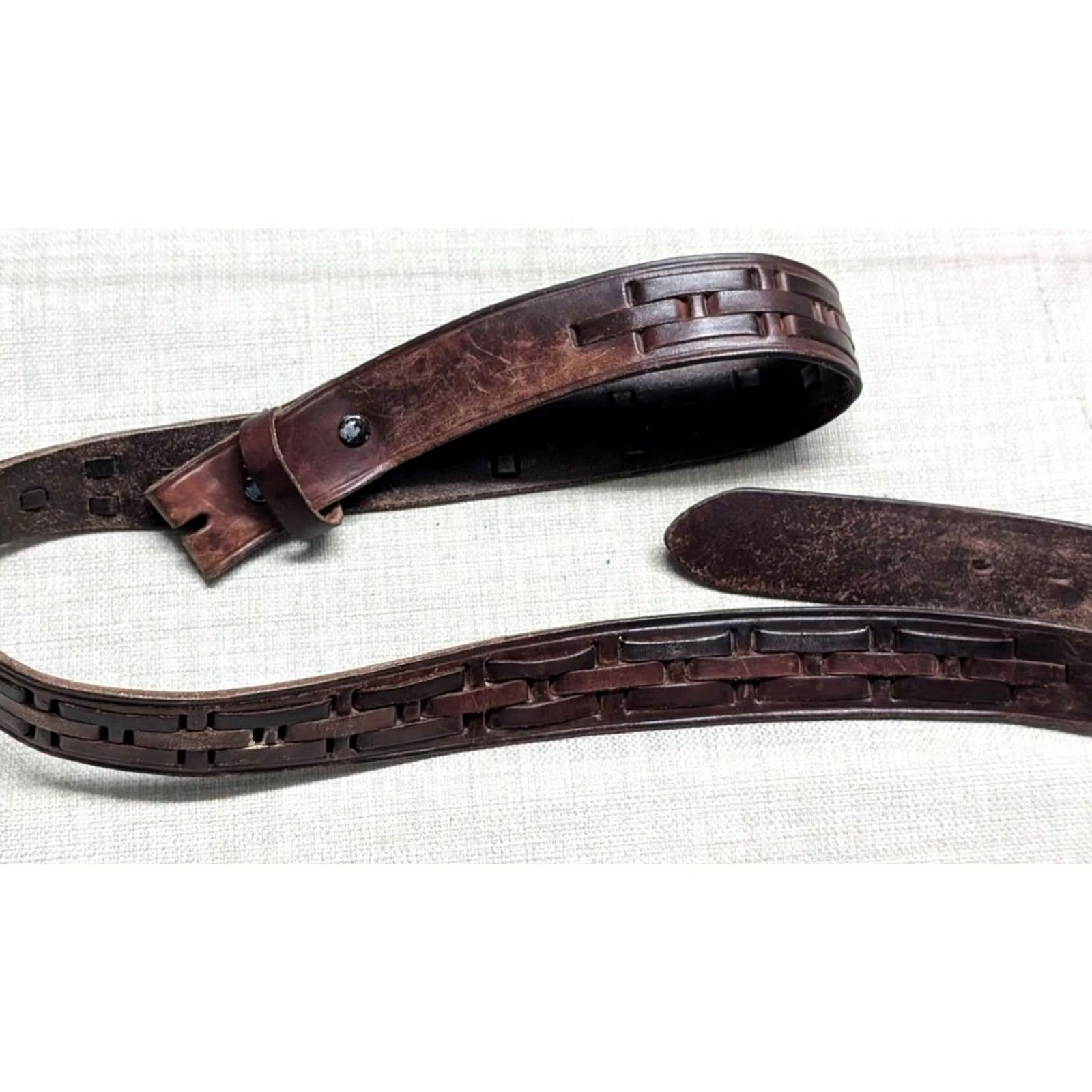 Vintage VINTAGE western belt Handcrafted leather Brown 44 Cowhide Weave buckle belt Mens Belt Size 44 - 3 Thumbnail