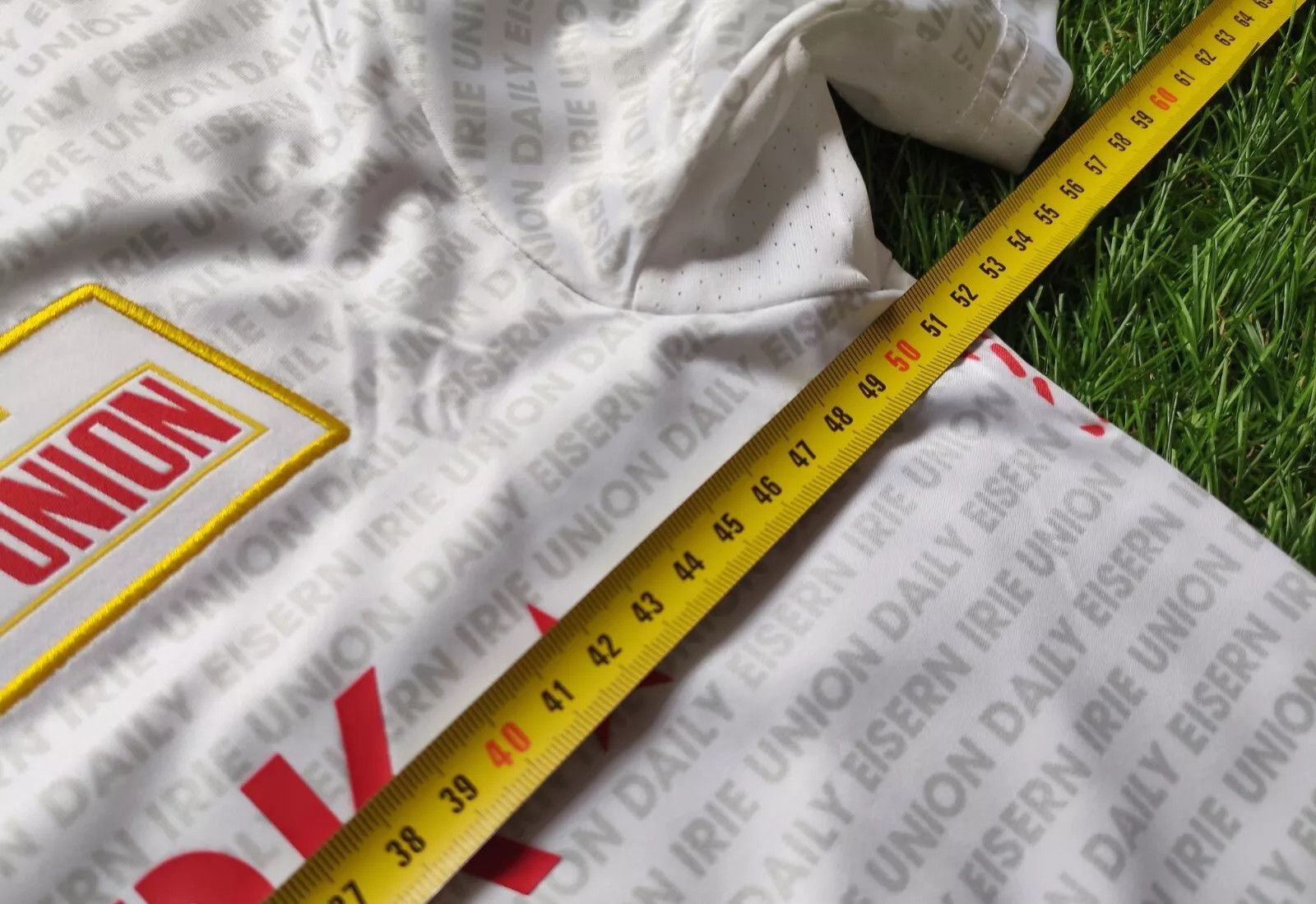 Adidas 1. FC Union Berlin 2022 2023 MELLOW PARK JERSEY ADIDAS Size US M / EU 48-50 / 2 - 4 Thumbnail