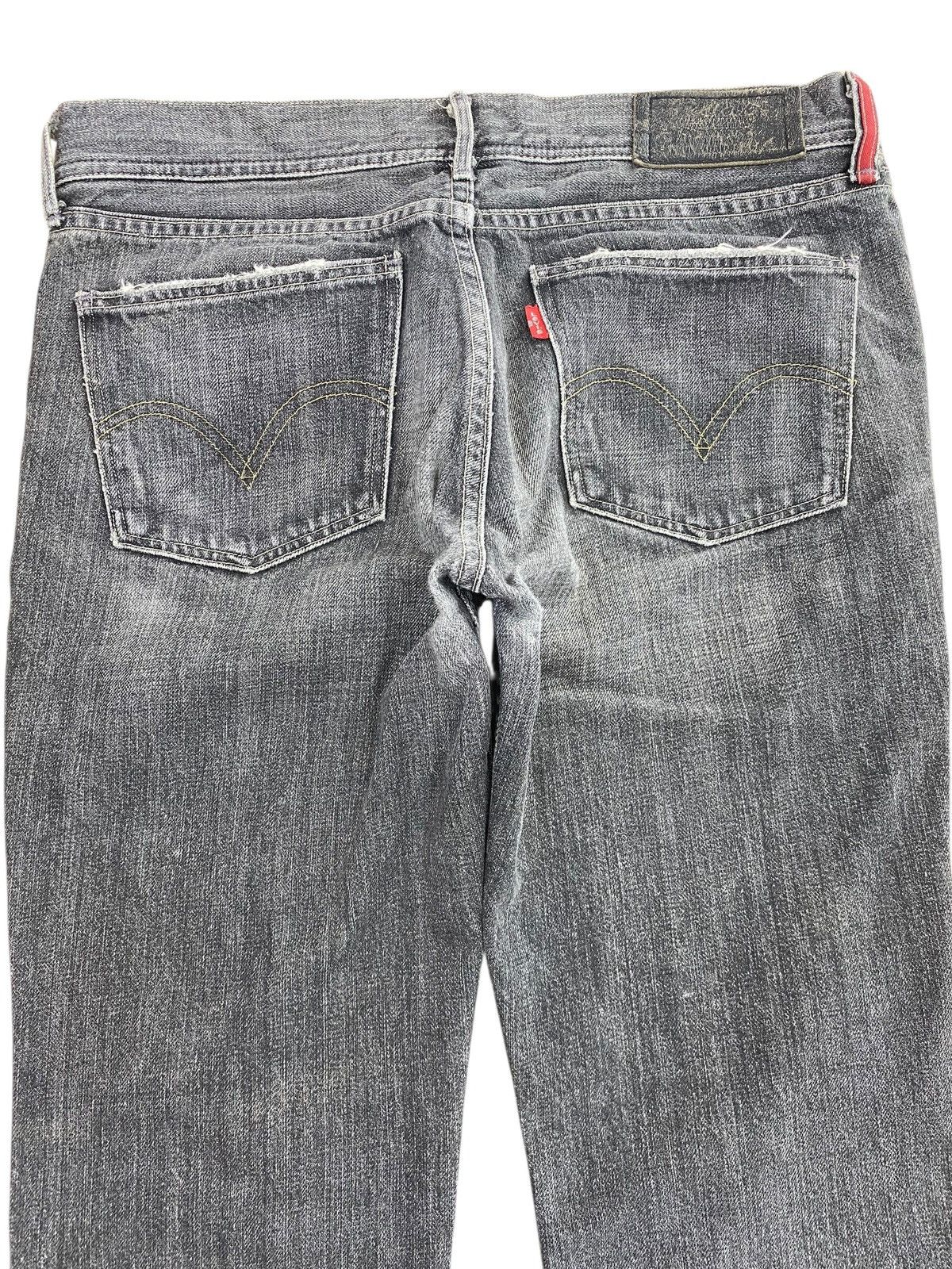 Levi's Levi’s Vintage Dark Wash Style Flare Jeans Size US 31 - 4 Thumbnail