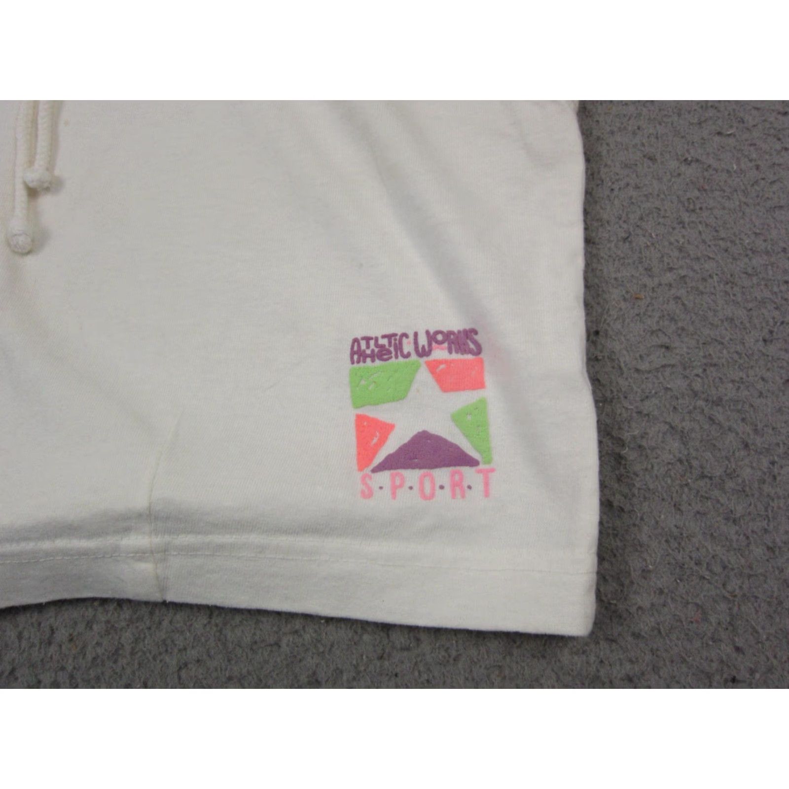 Athletic Works Vintage Athletic Works Hoodie Womens L White 90s Sleeveless Pullover Cropped Activewear Running & Jogging Mens Womens Girls Boys Size L / US 10 / IT 46 - 2 Thumbnail