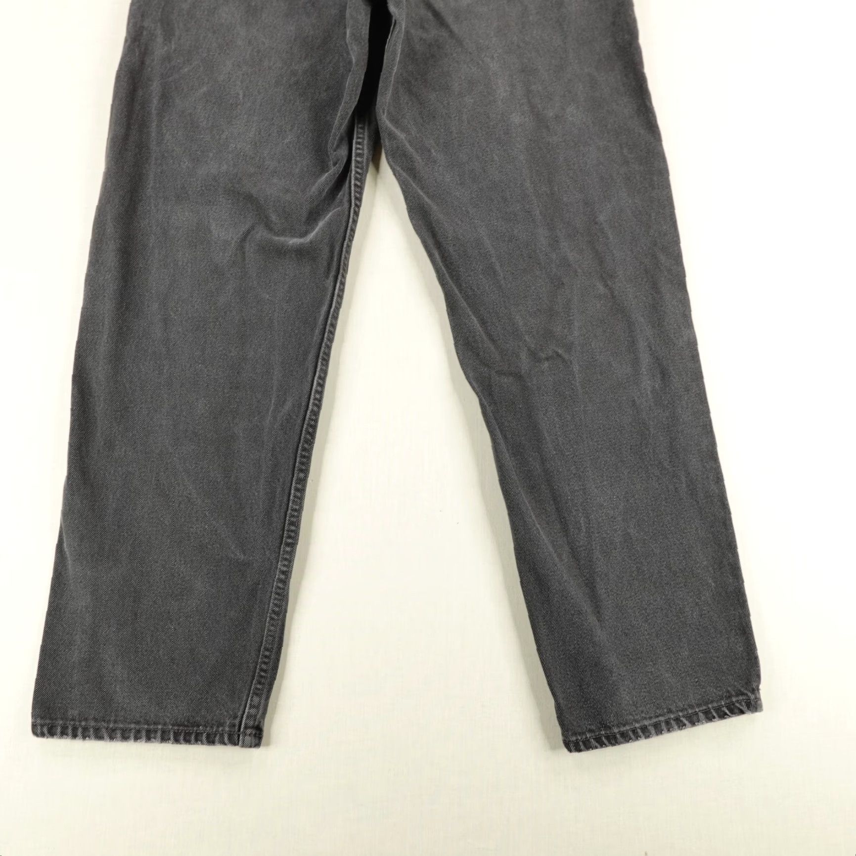Levi's VINTAGE Levi's Jeans Mens 38x32 Gray Denim 550 Relaxed Tapered 90s 90s Levi's 500 Series Regular Mens Jeans Gray Cotton Denim Bagging 38x32 Size US 35 - 7 Thumbnail